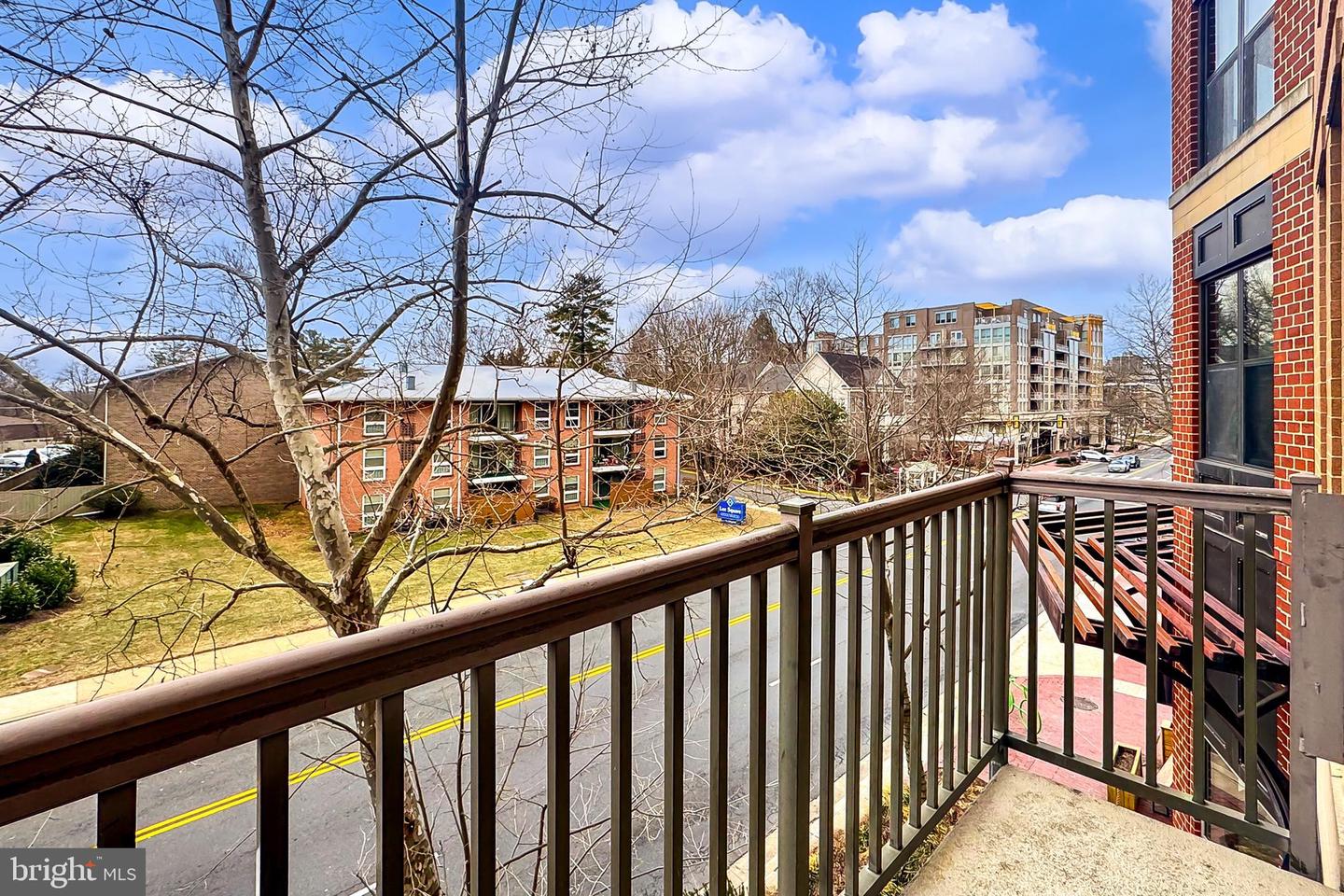 444 W Broad St #229