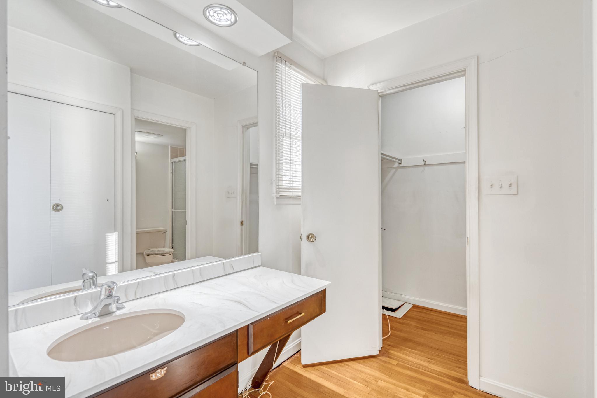 3257 Cambridge Ct