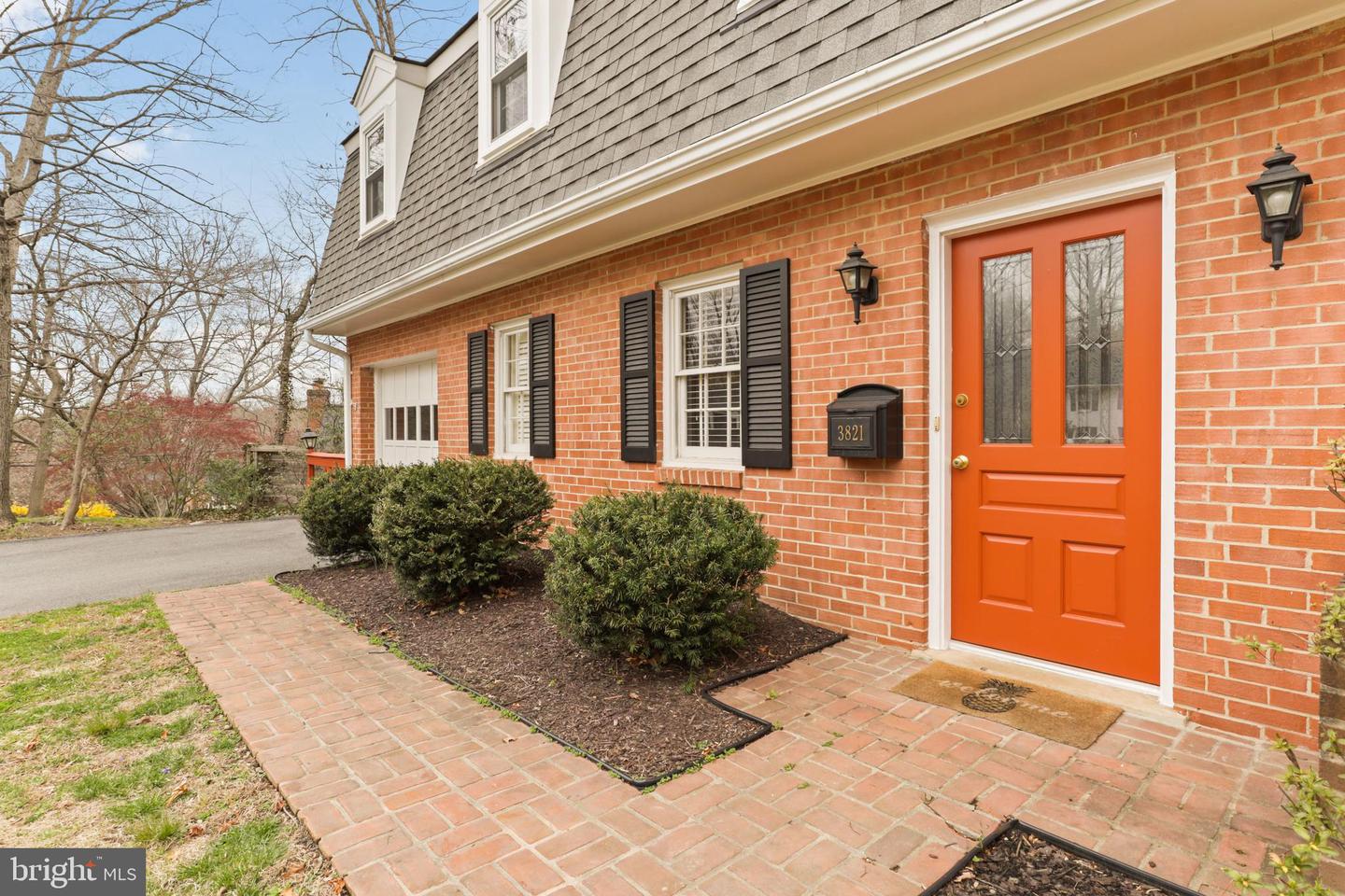 3821 King Arthur ROAD