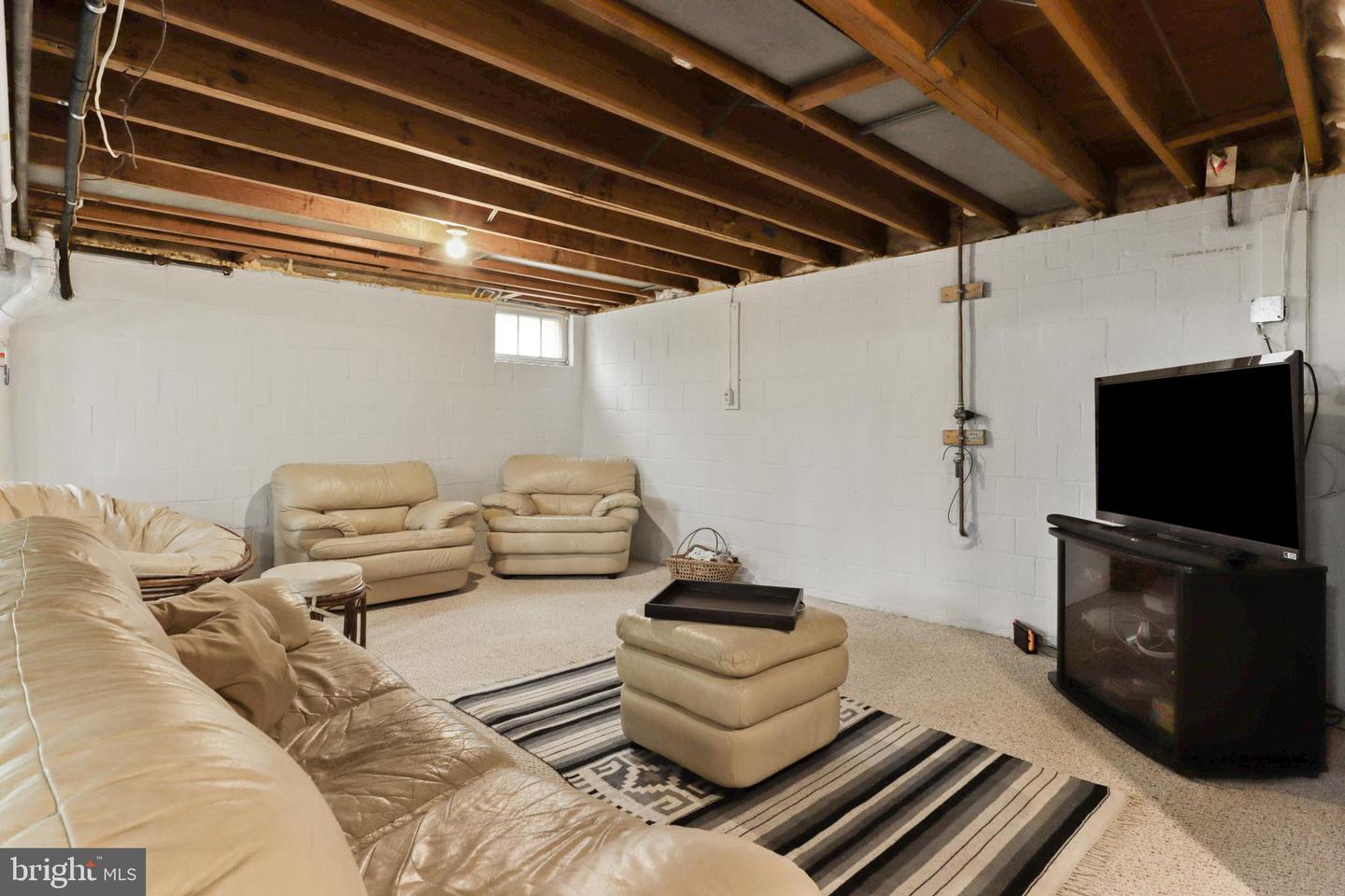 3821 King Arthur ROAD