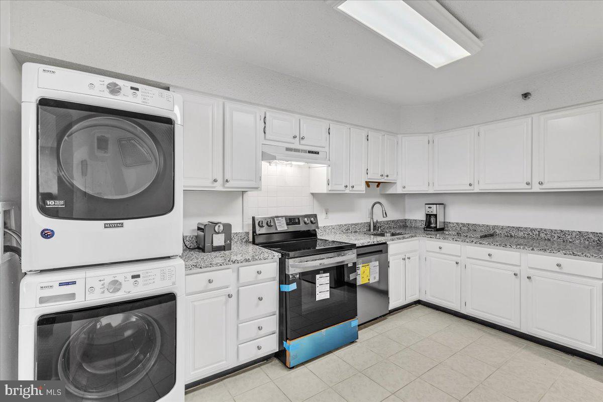 3709 S George Mason DRIVE Unit: 801E