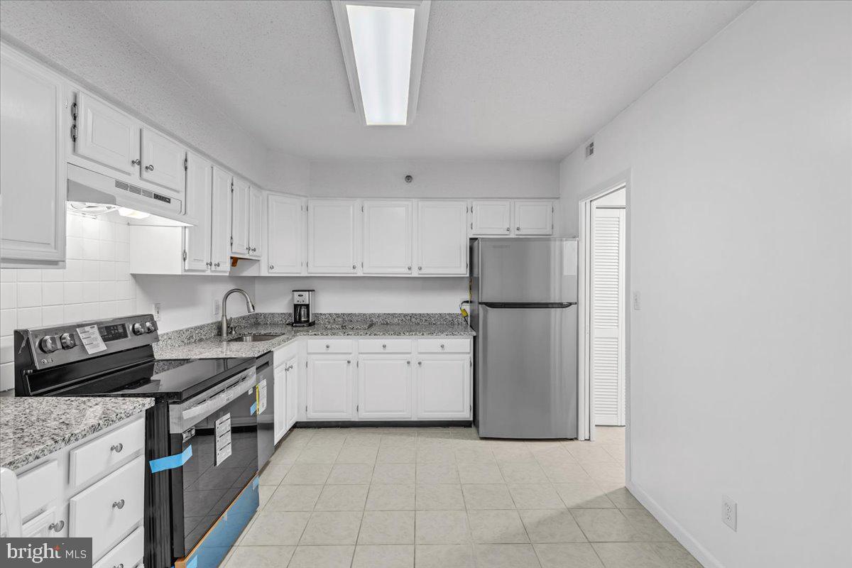 3709 S George Mason DRIVE Unit: 801E