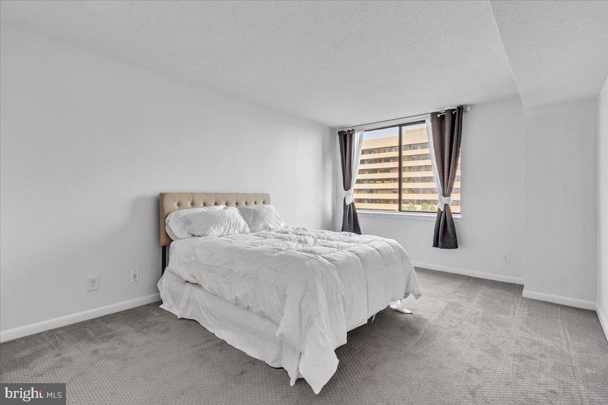 3709 S George Mason DRIVE Unit: 801E