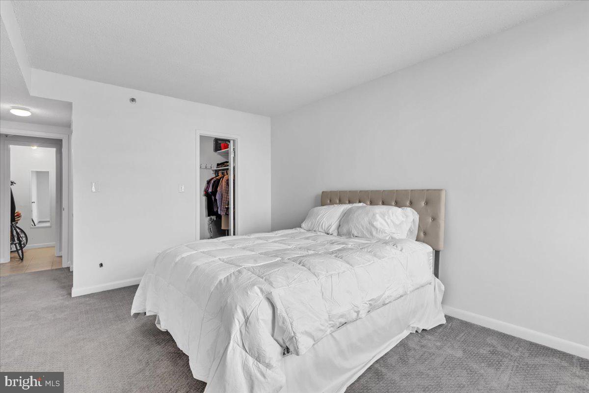 3709 S George Mason DRIVE Unit: 801E