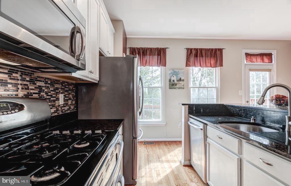 5957 Earlston COURT