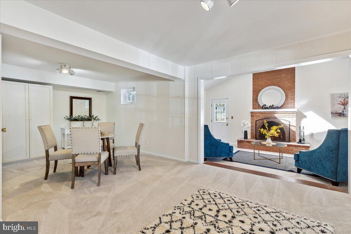 5112 Southampton DRIVE