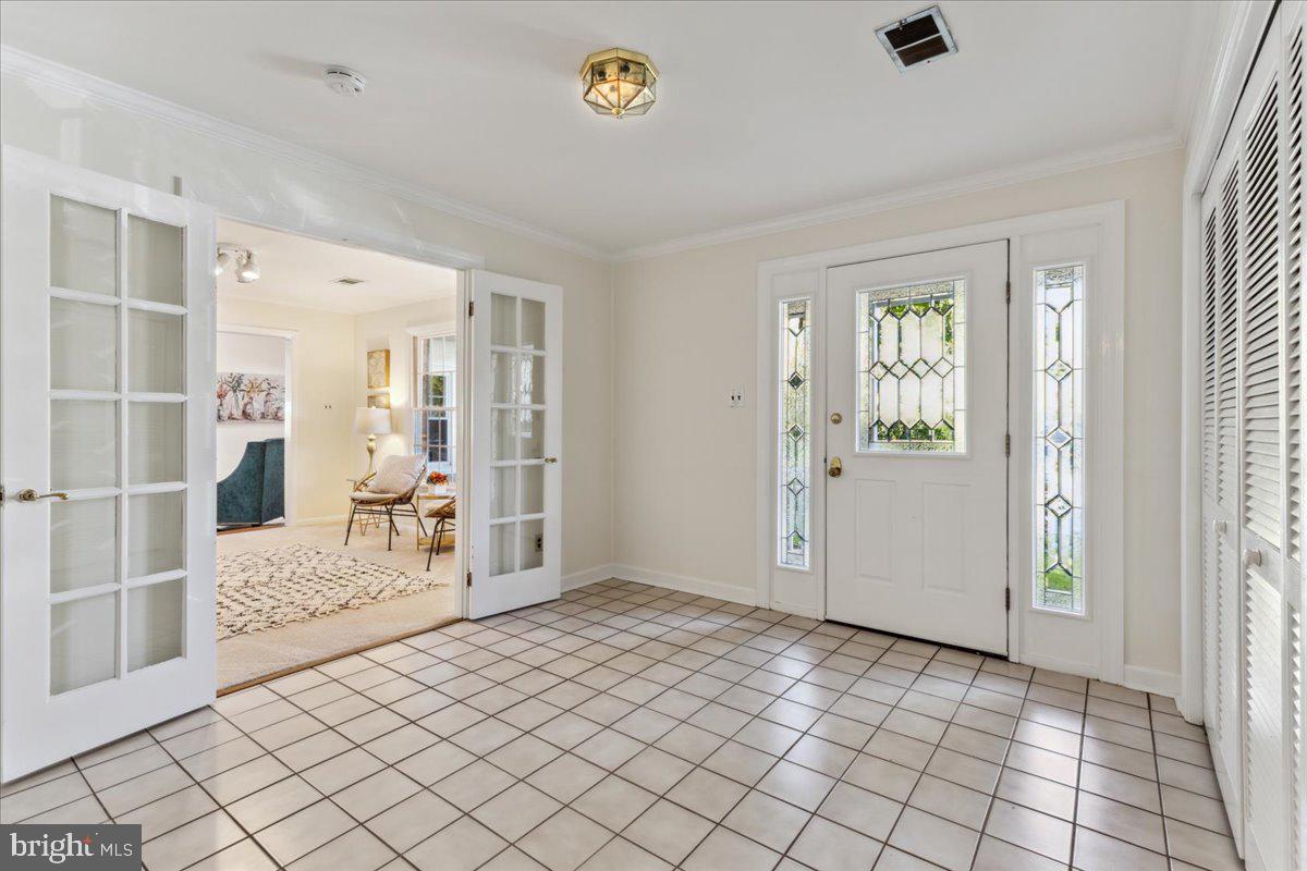 5112 Southampton DRIVE