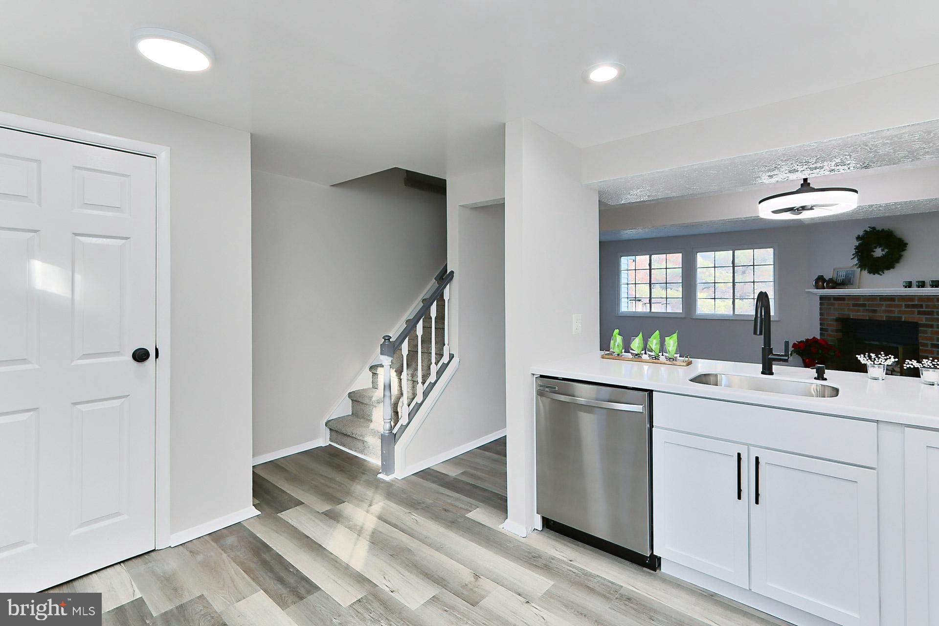 1611 Purple Sage DRIVE