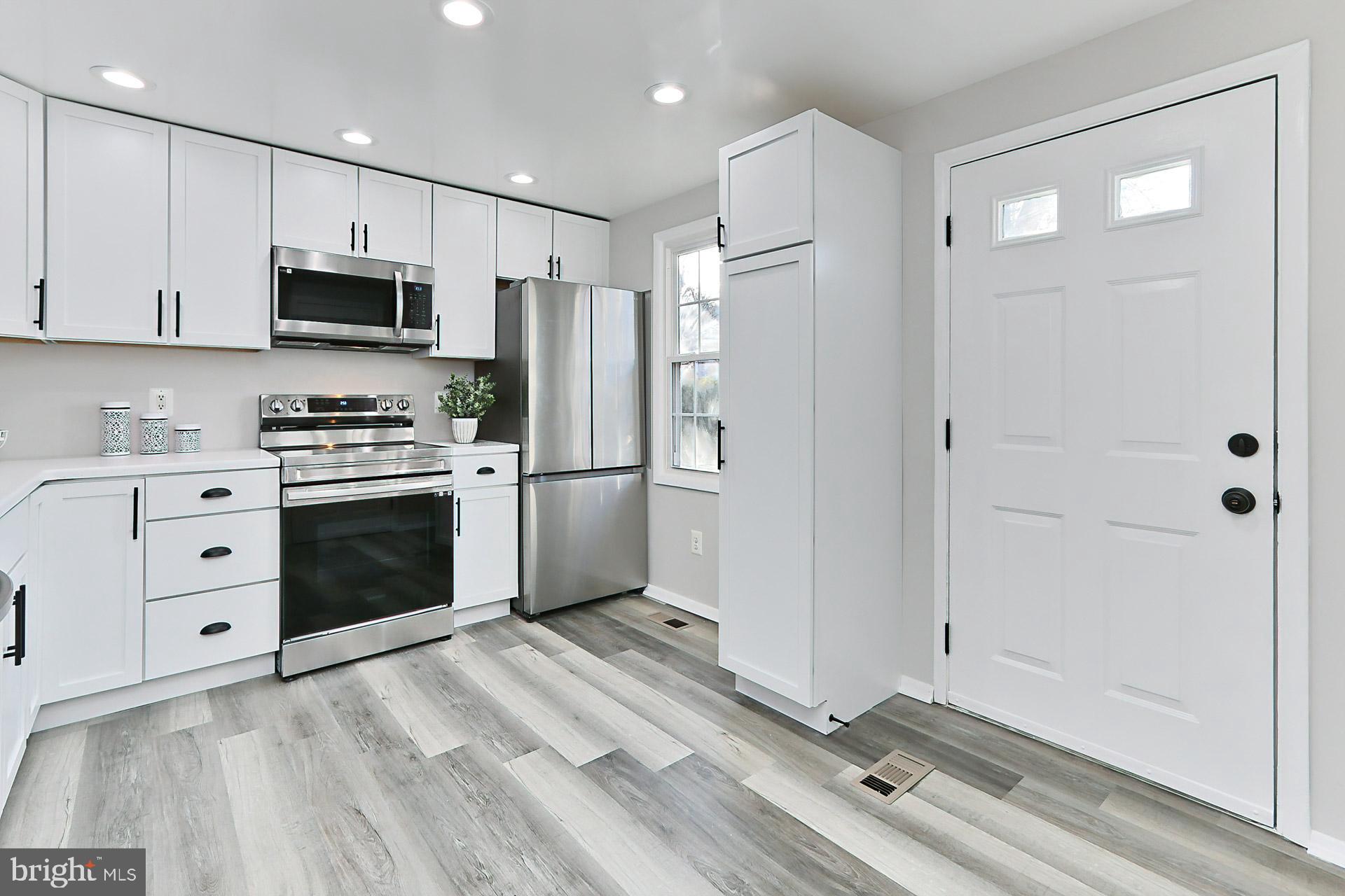 1611 Purple Sage DRIVE