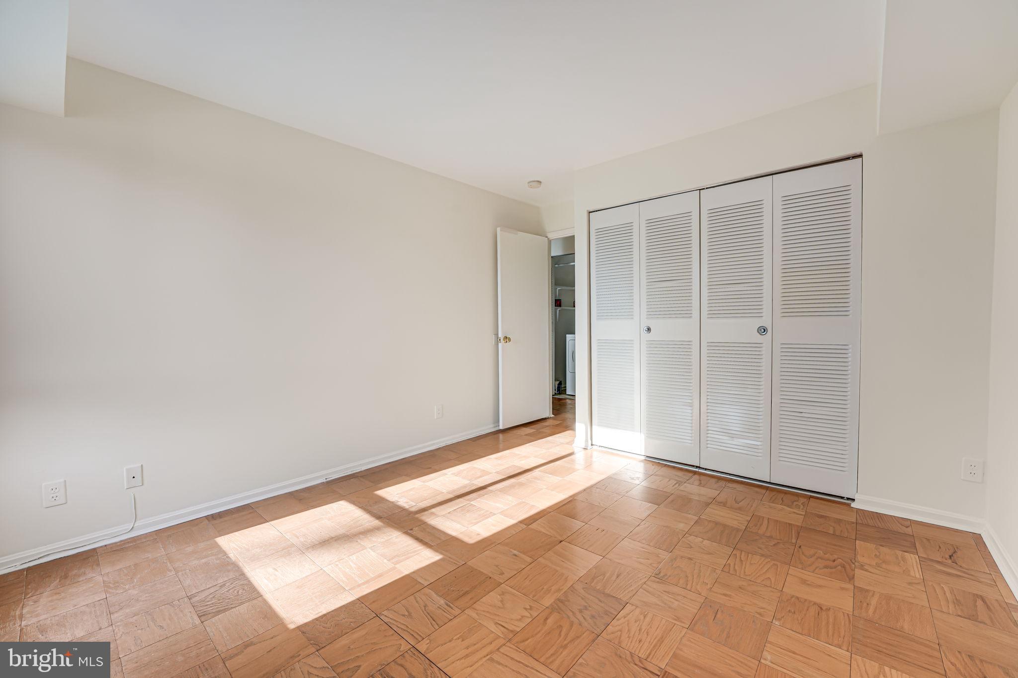 7800 Dassett COURT Unit: 104