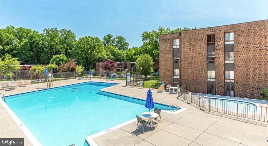 7800 Dassett COURT Unit: 104