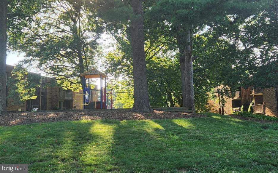 7800 Dassett COURT Unit: 104