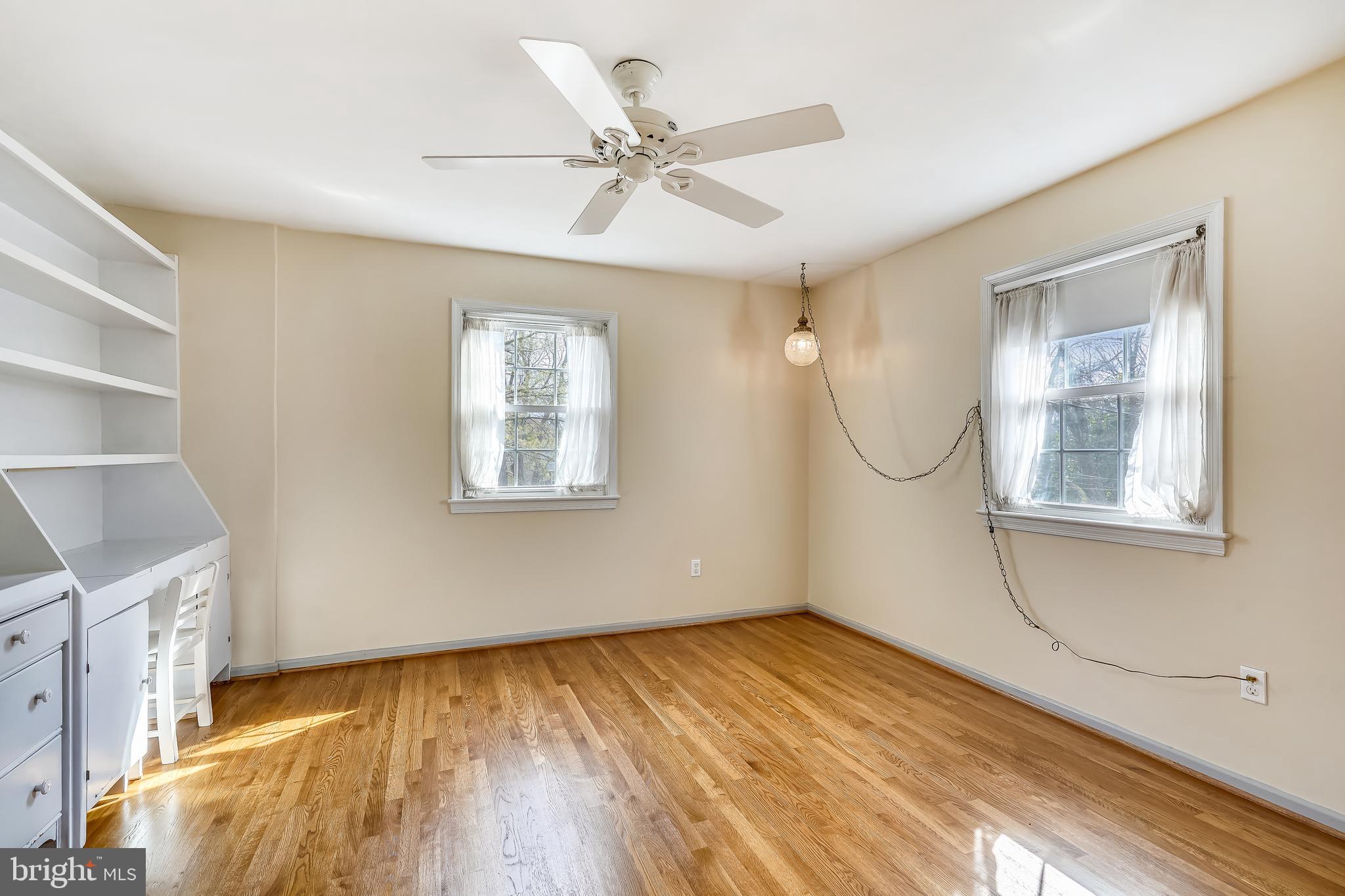 1110 Anesbury Ct