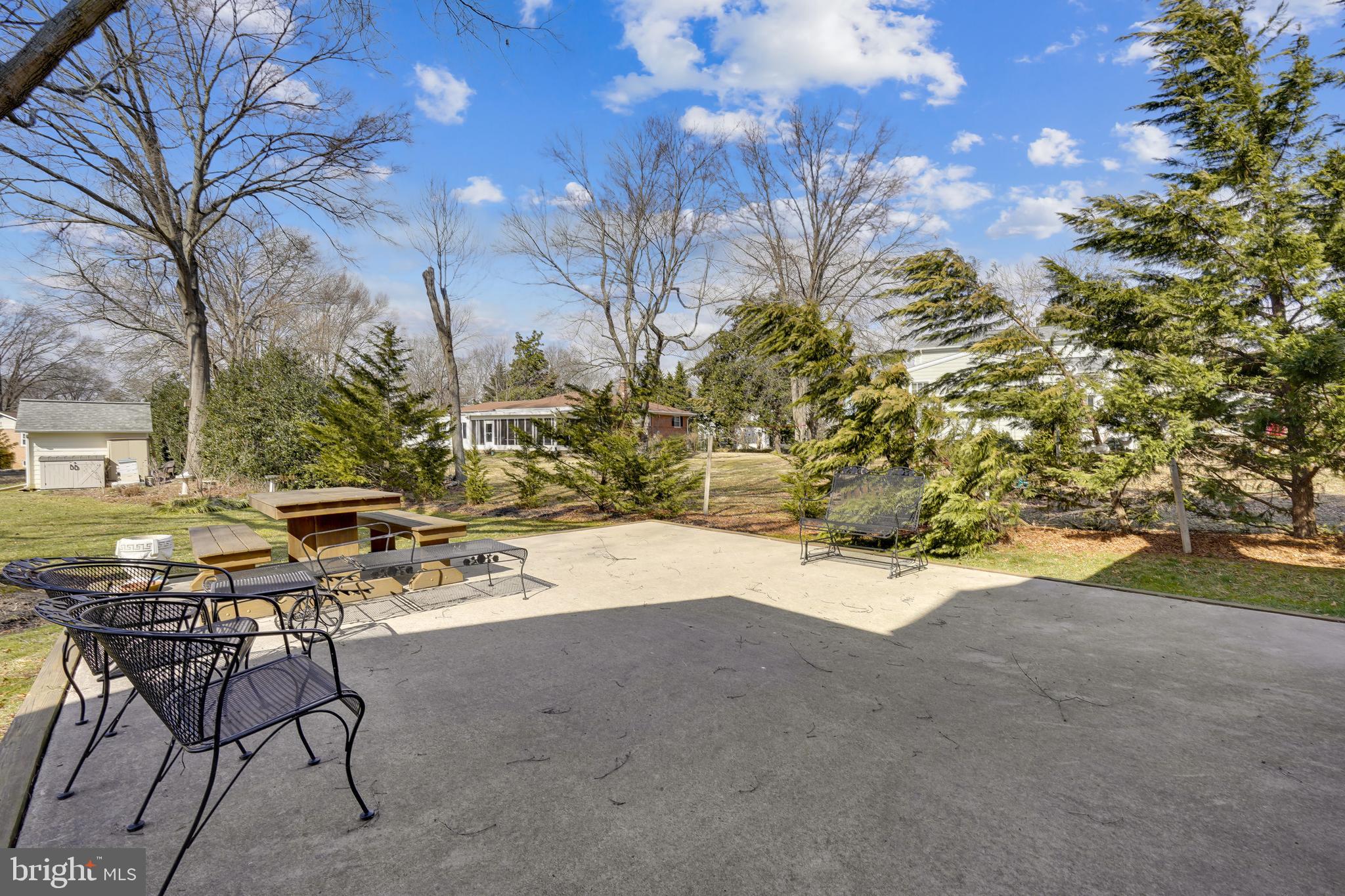 1110 Anesbury Ct