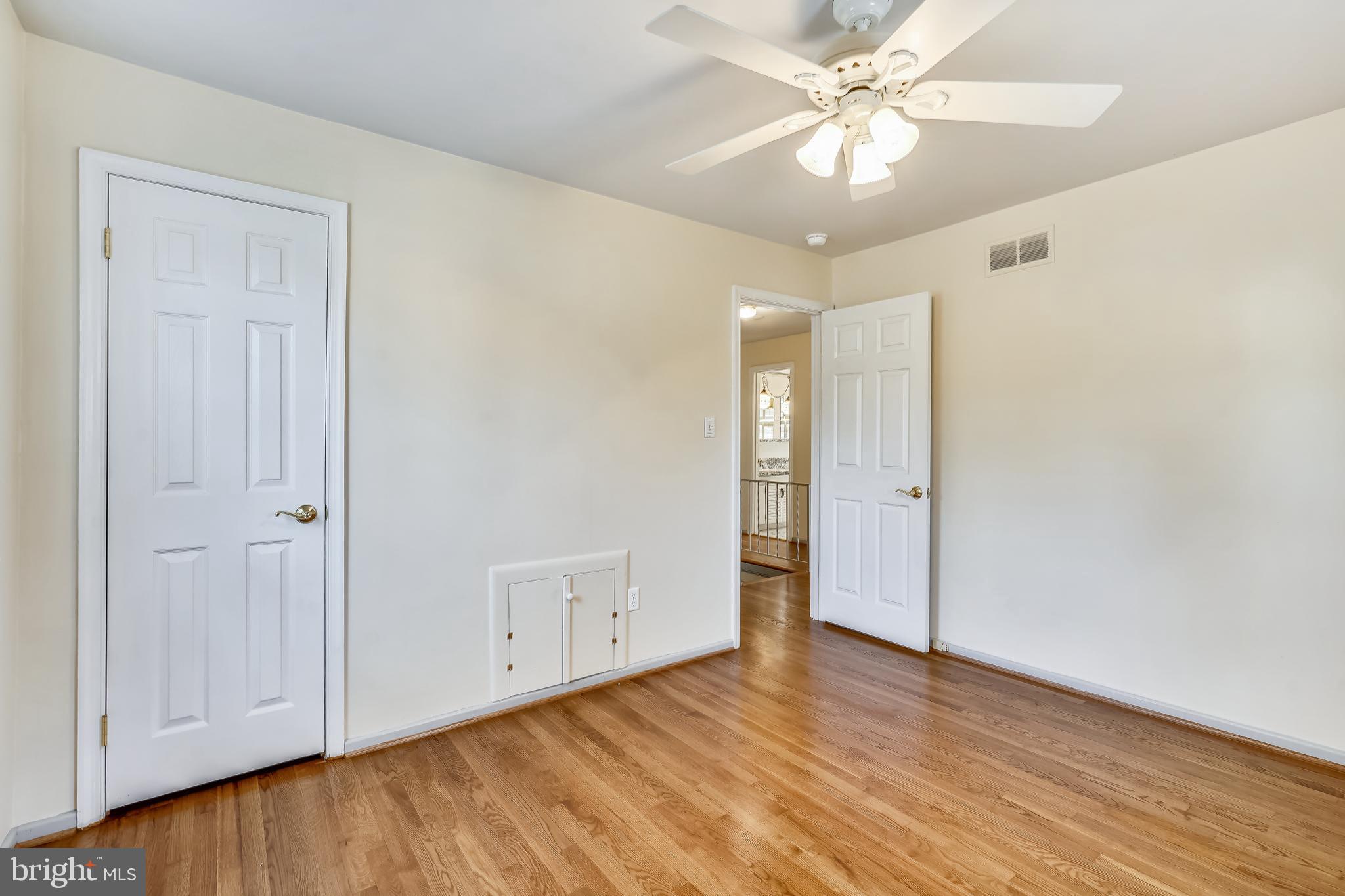 1110 Anesbury Ct