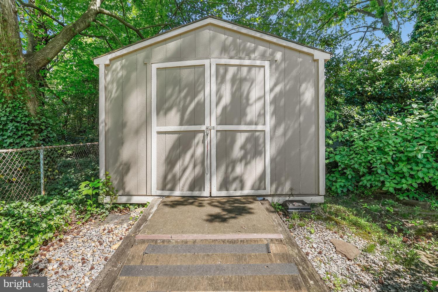 6803 Jackie Deneese Ct