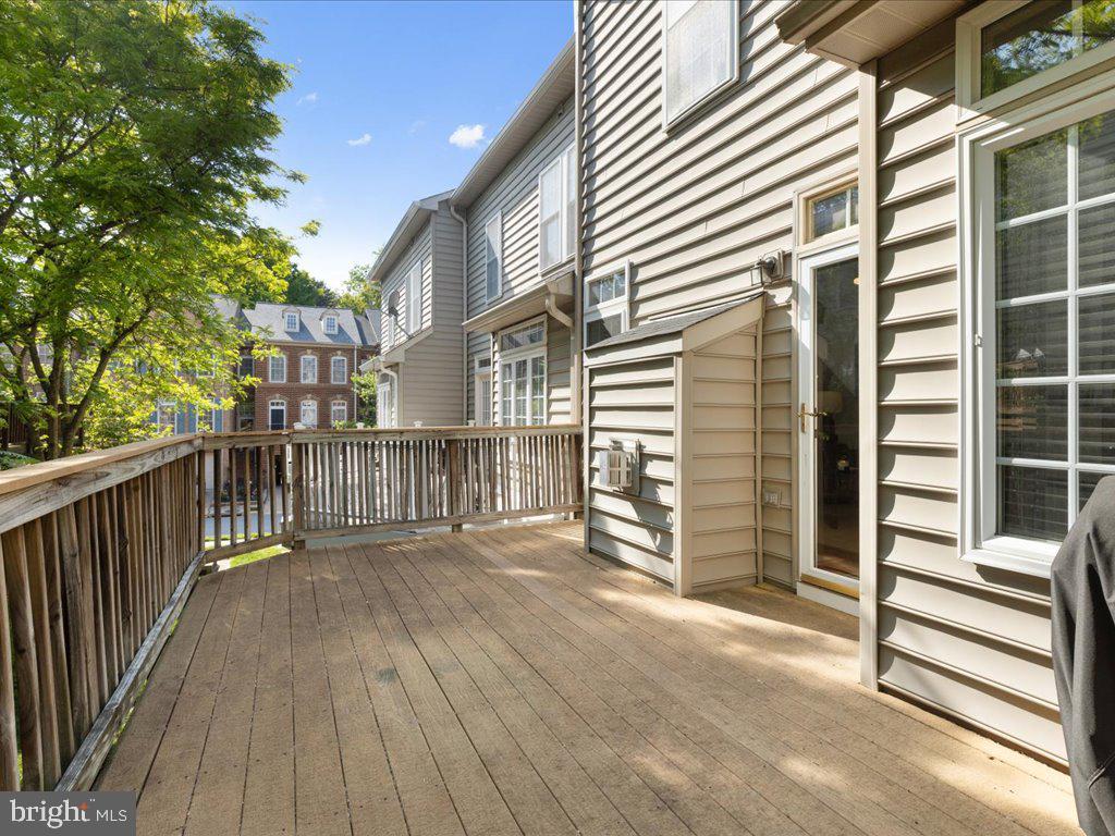 7125 Point Replete Cir