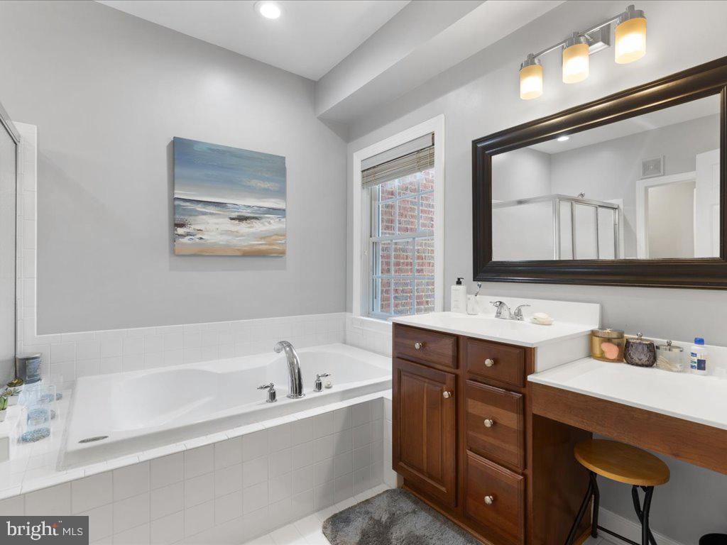 7125 Point Replete Cir
