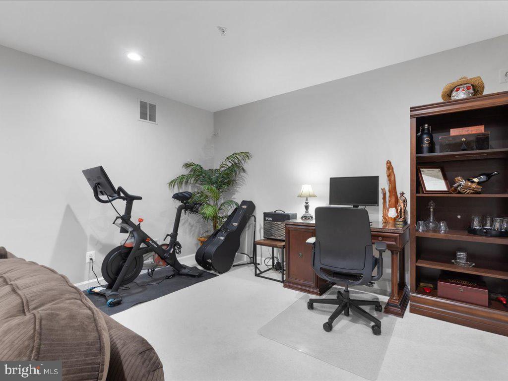 7125 Point Replete Cir