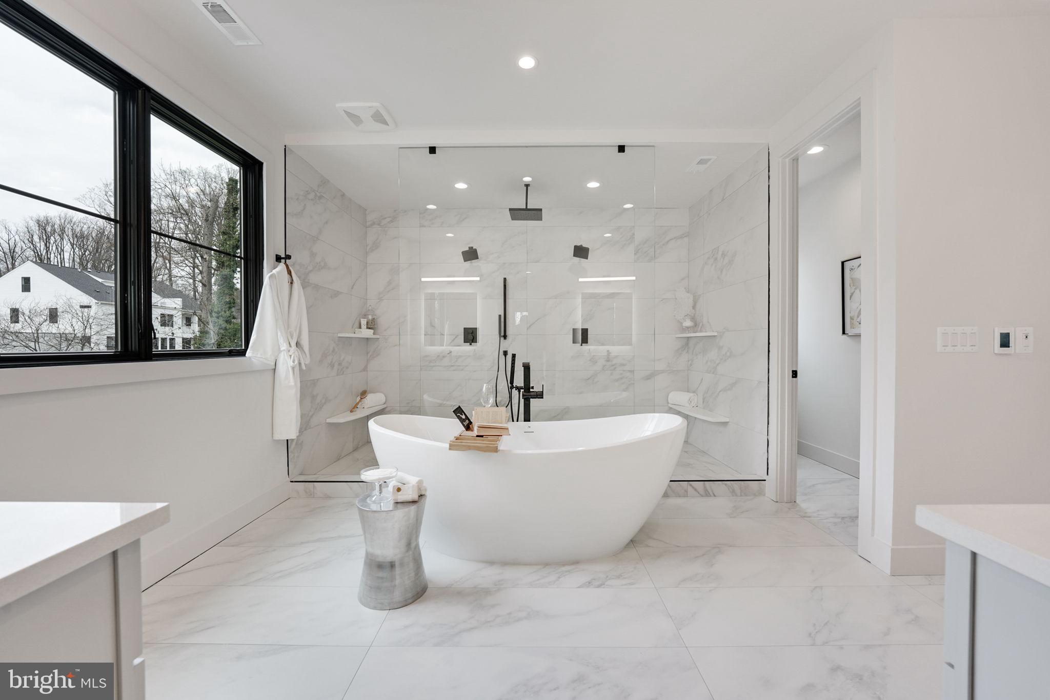 1017 Poplar Dr