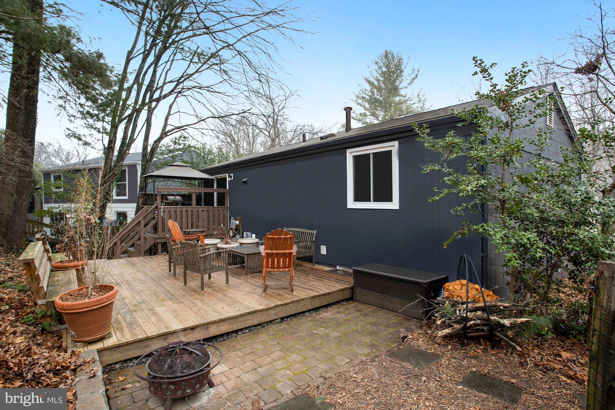2330 OLD TRAIL DR