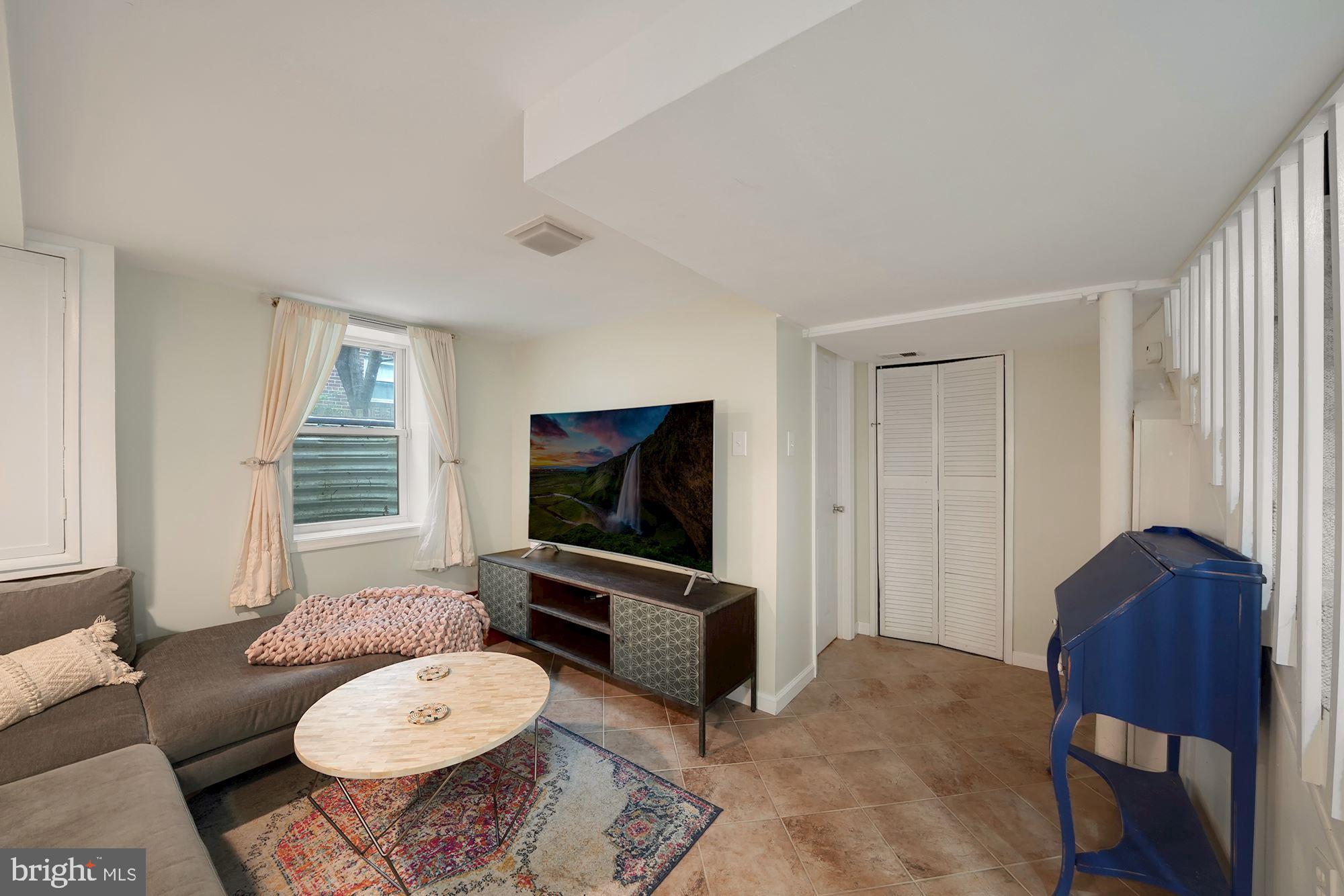 5805 MOUNT VERNON DR