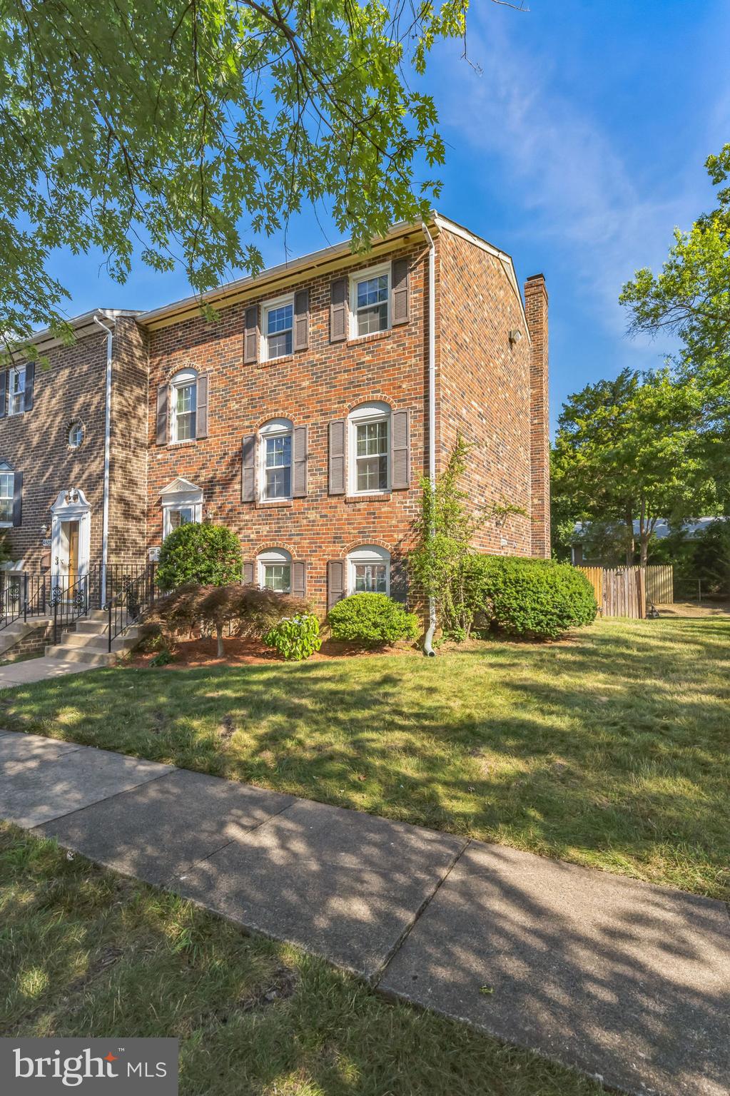 4600 LINMAR CT