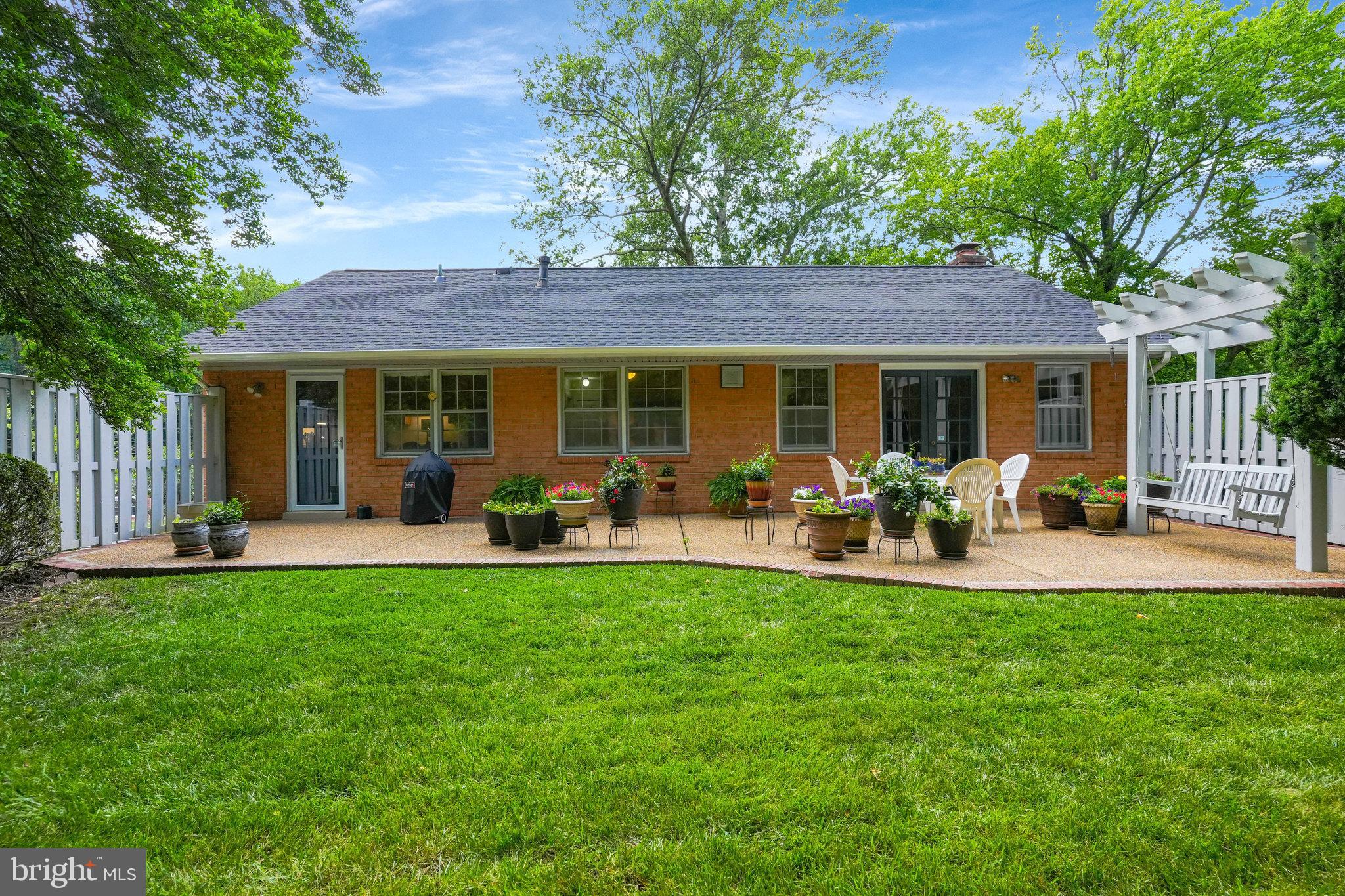 4121 Sleepy Hollow Rd