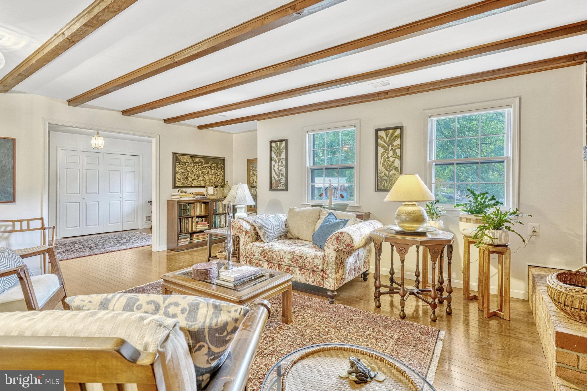 4121 Sleepy Hollow Rd