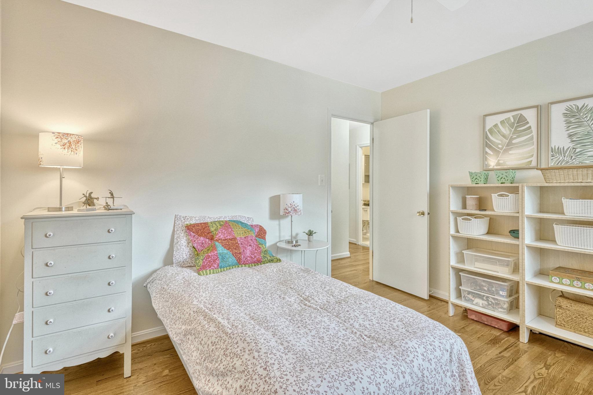 4121 Sleepy Hollow Rd