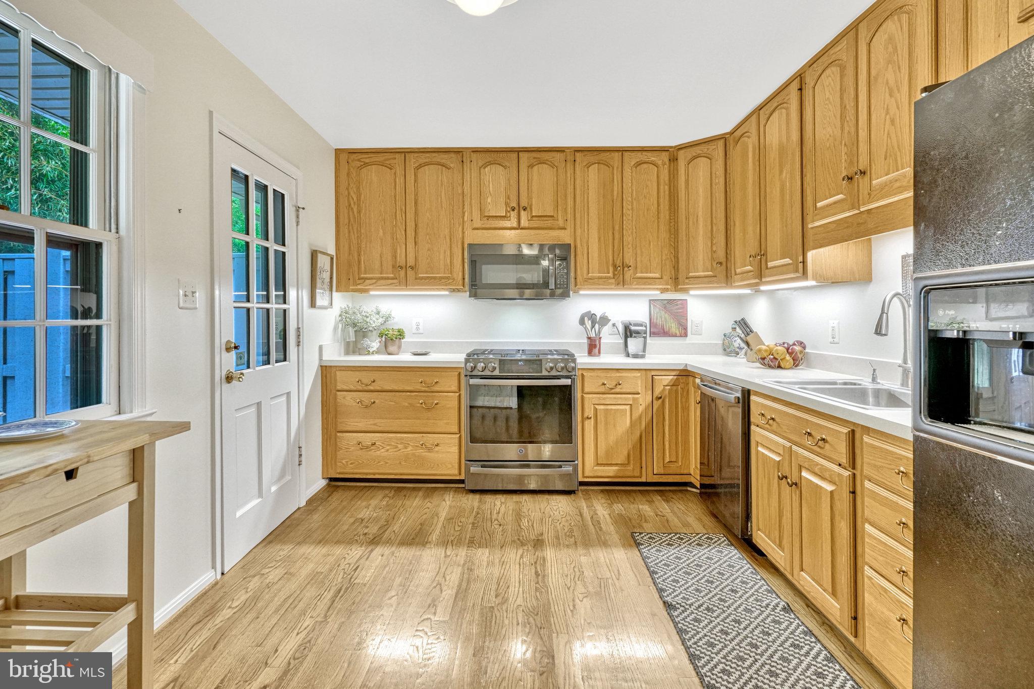 4121 Sleepy Hollow Rd