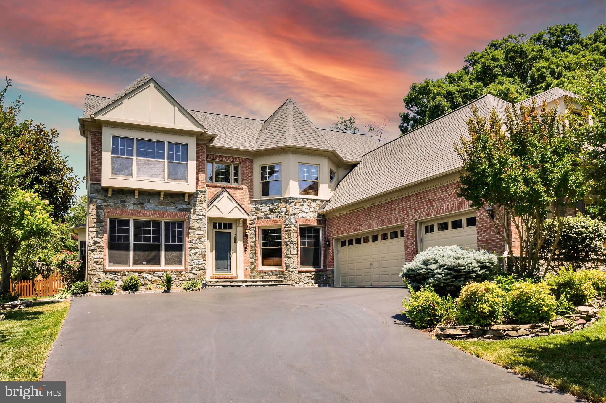 7587 VENTURE DR