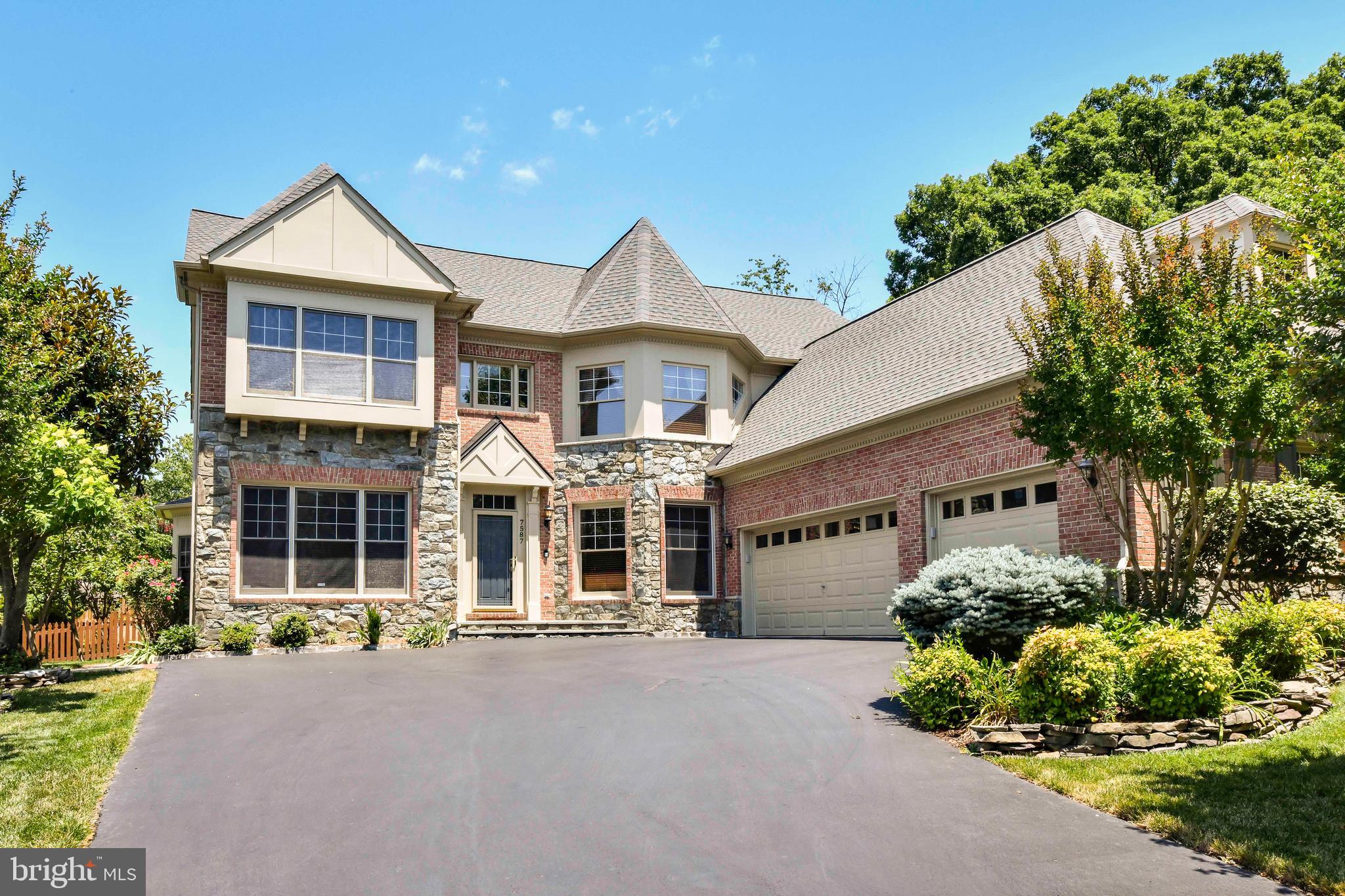 7587 VENTURE DR