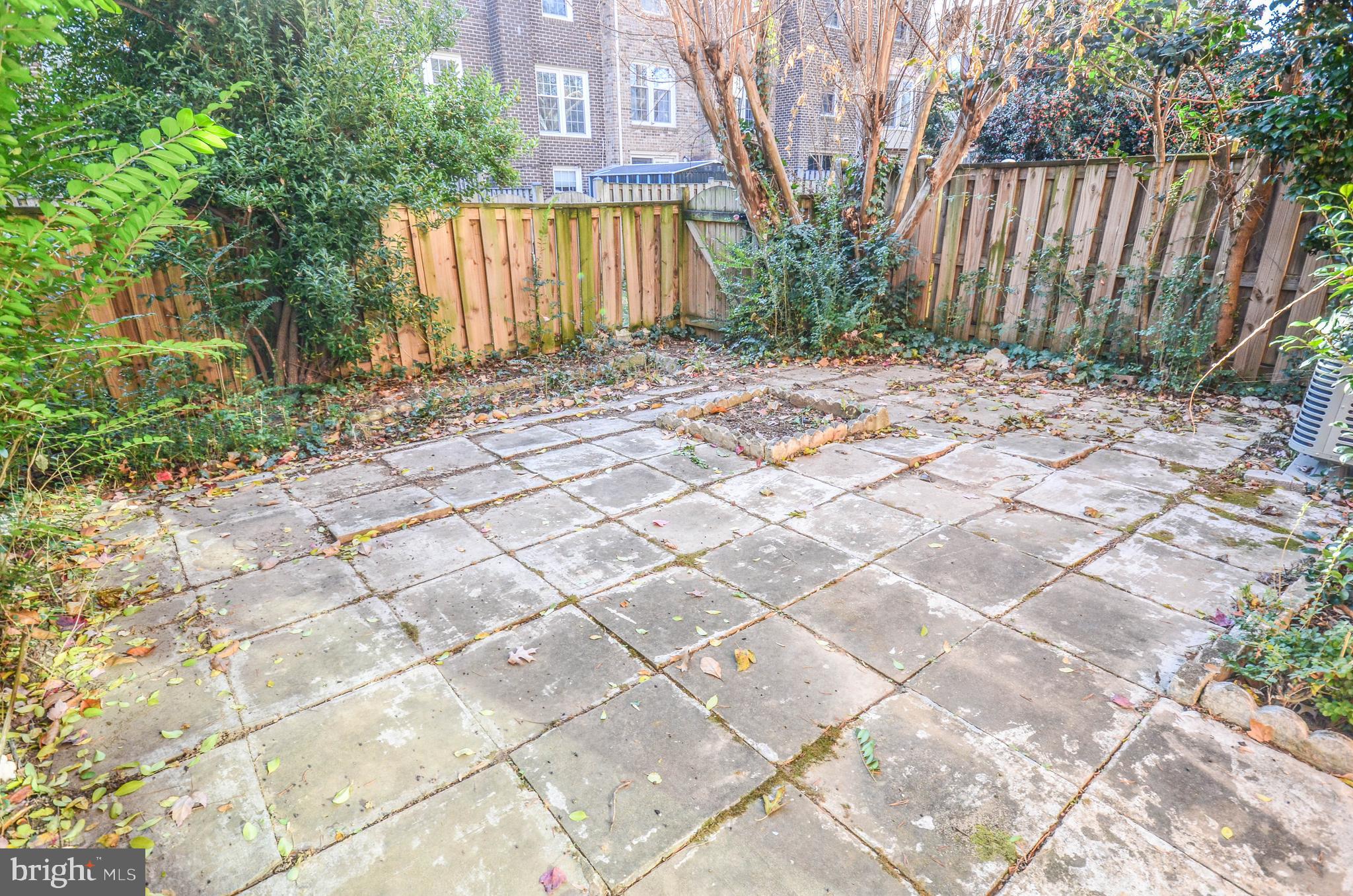 4442 Chase Park Ct