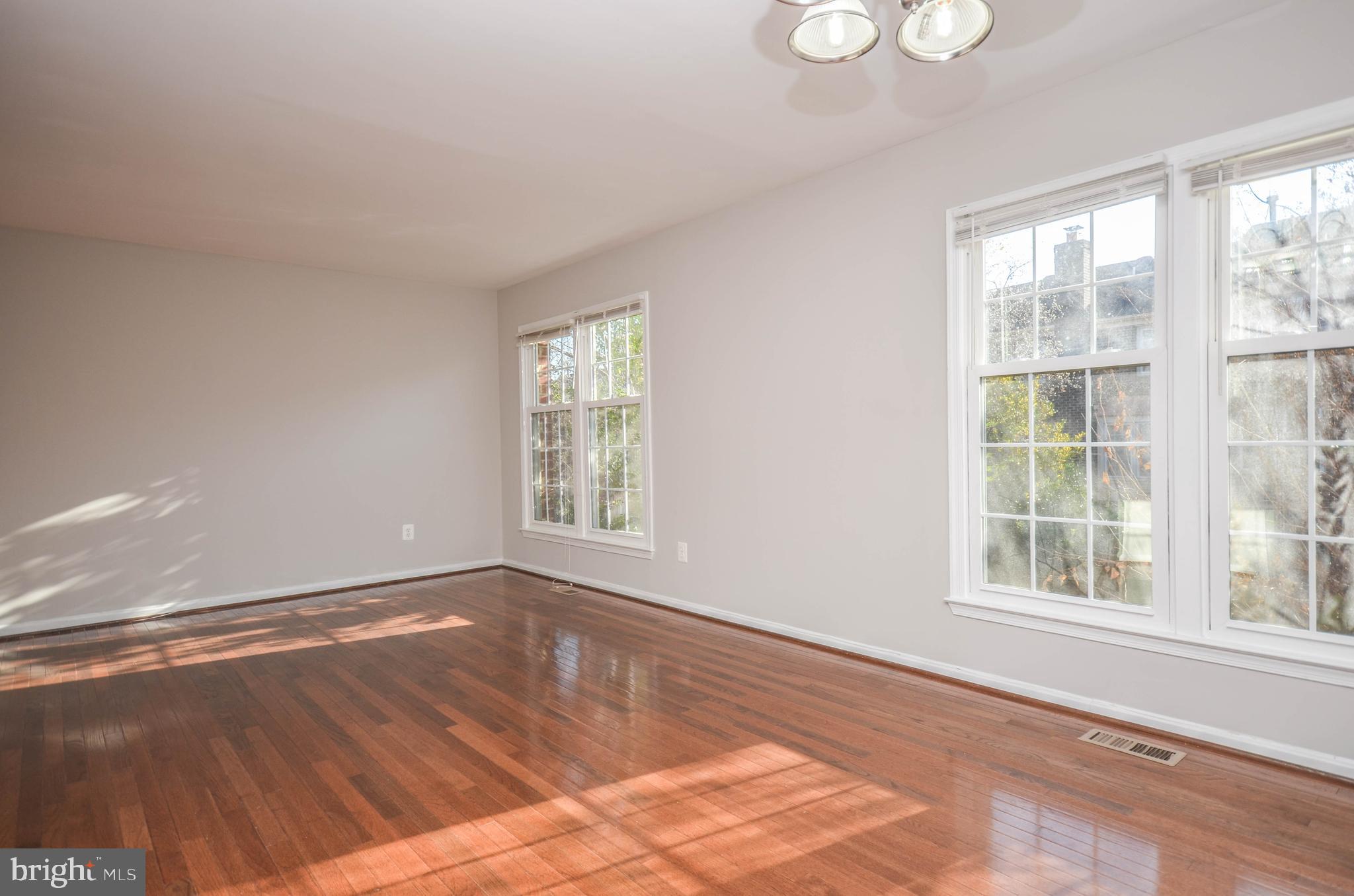 4442 Chase Park Ct