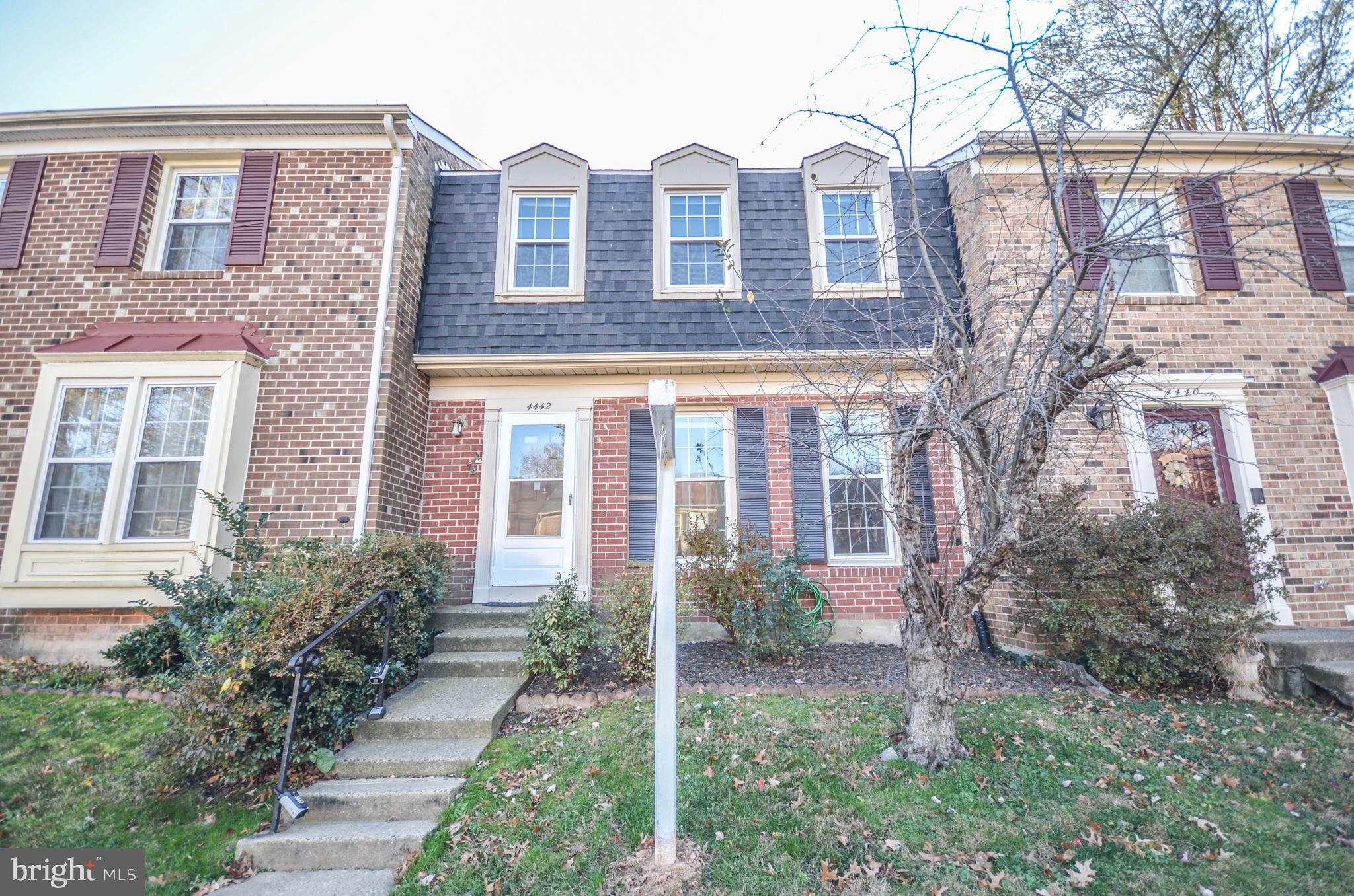 4442 Chase Park Ct