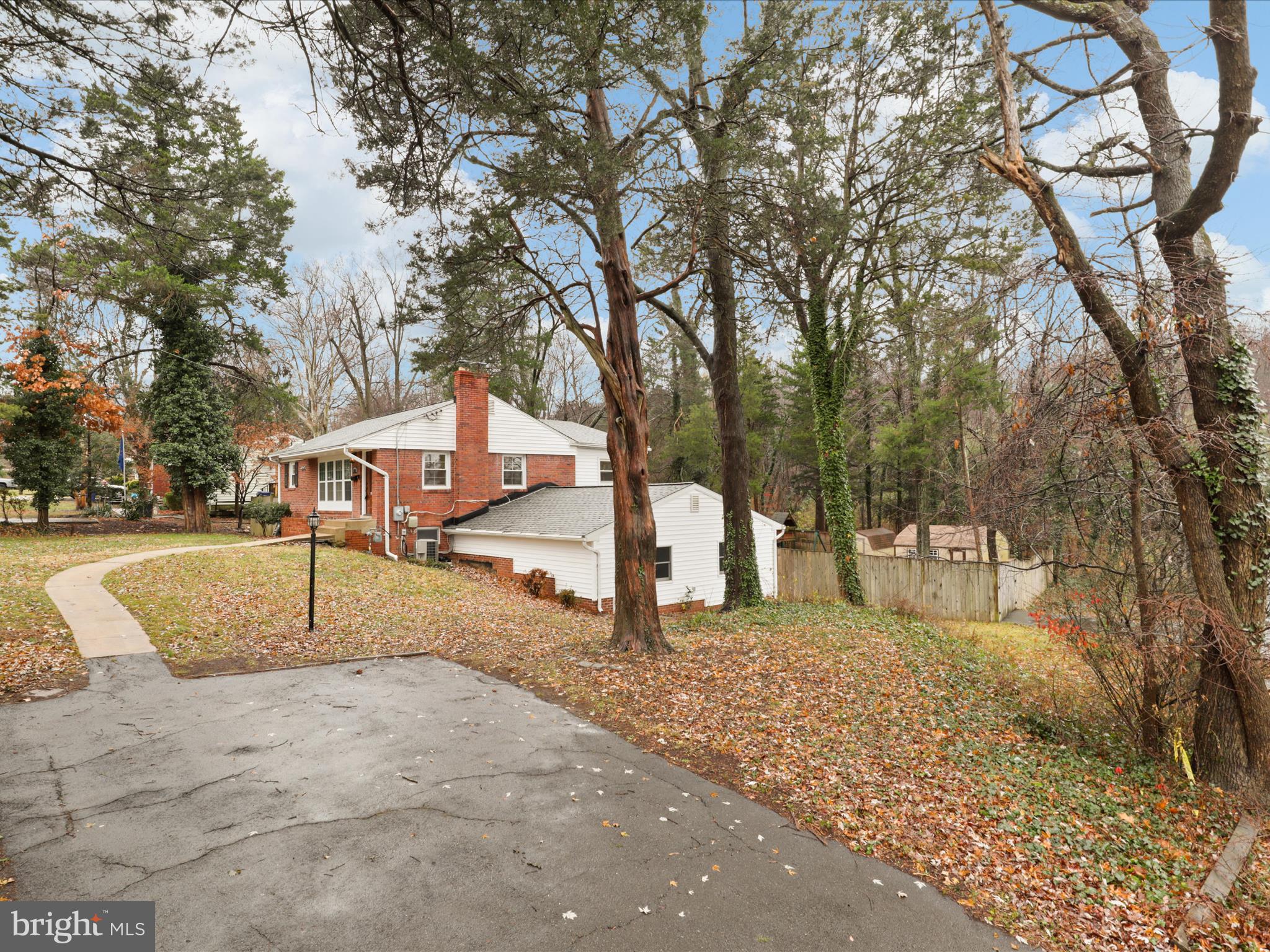 5700 NORTON RD
