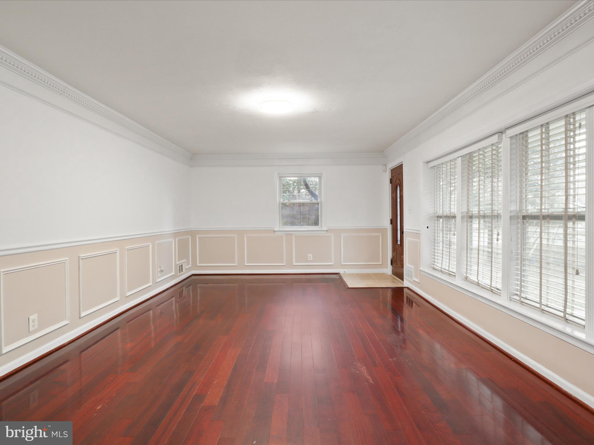 5700 NORTON RD