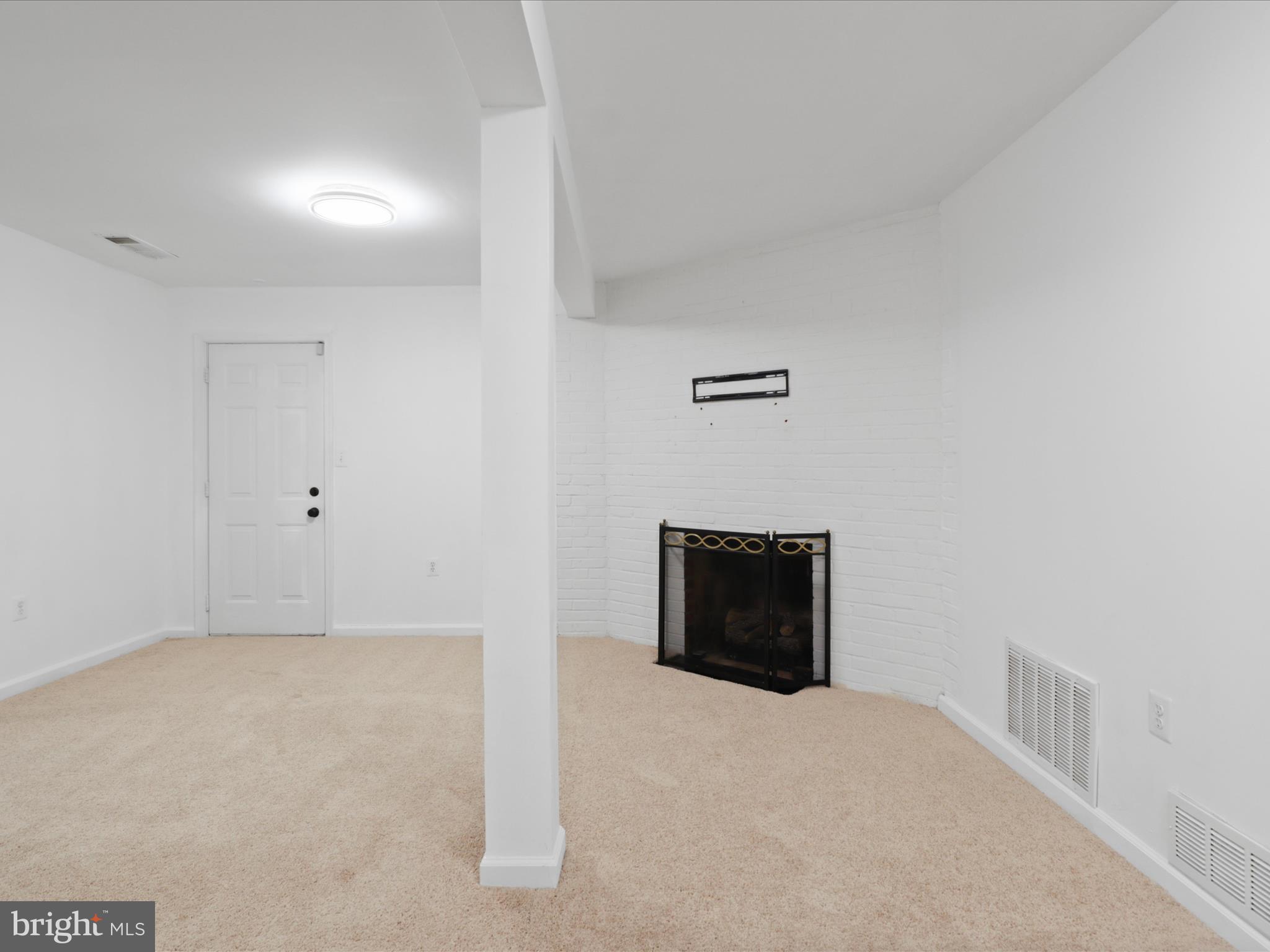 5700 NORTON RD