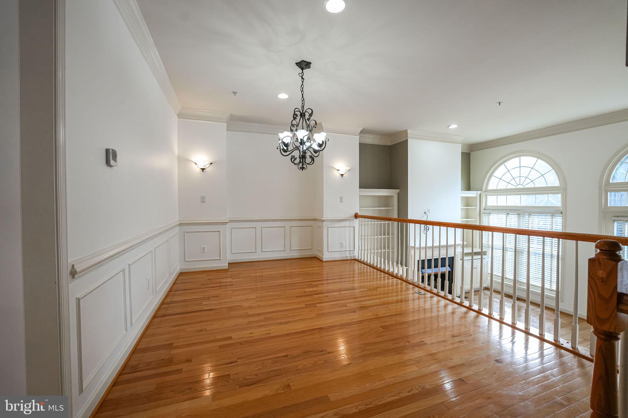 8809 HUNTING LODGE CT