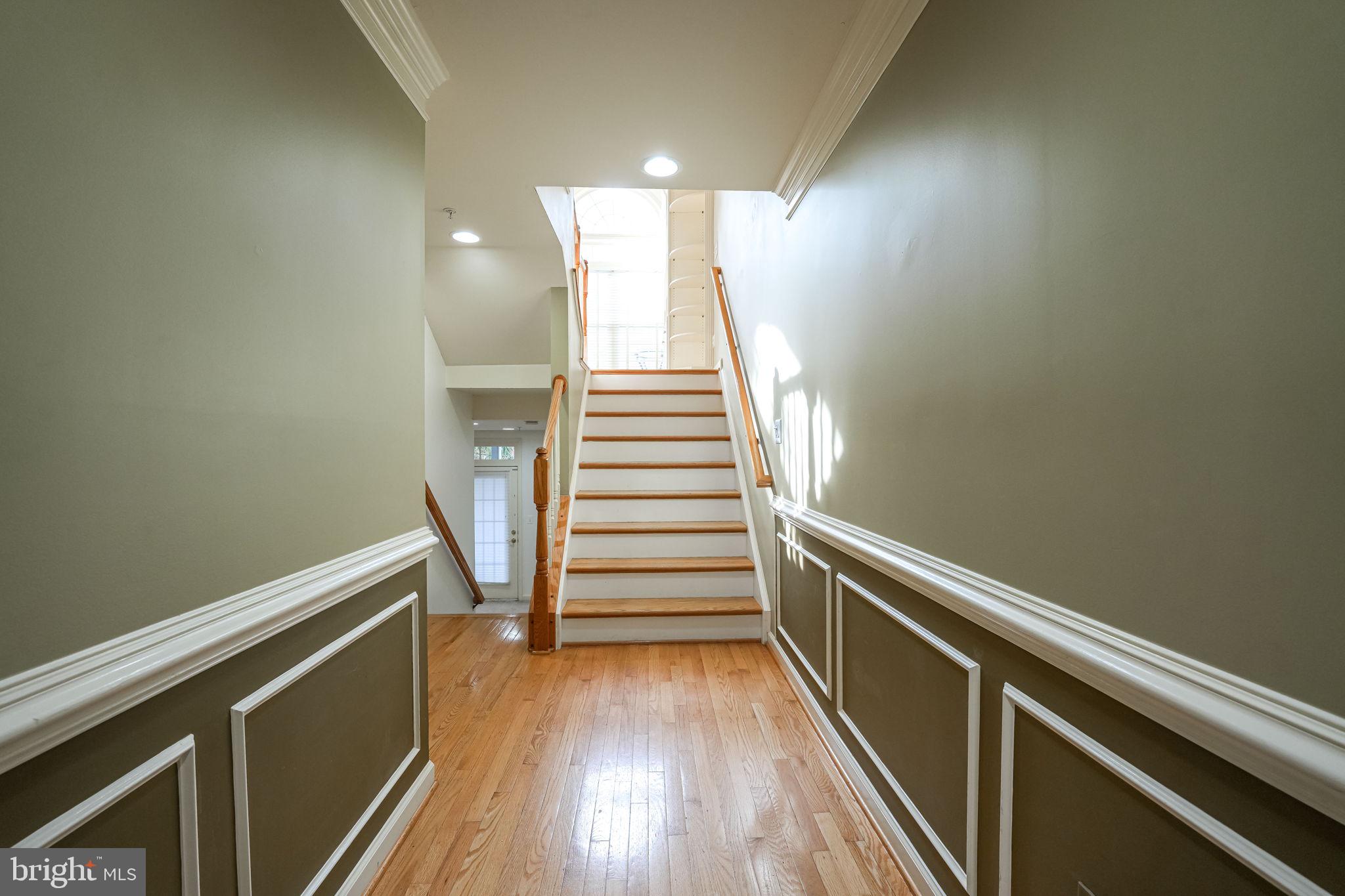 8809 HUNTING LODGE CT