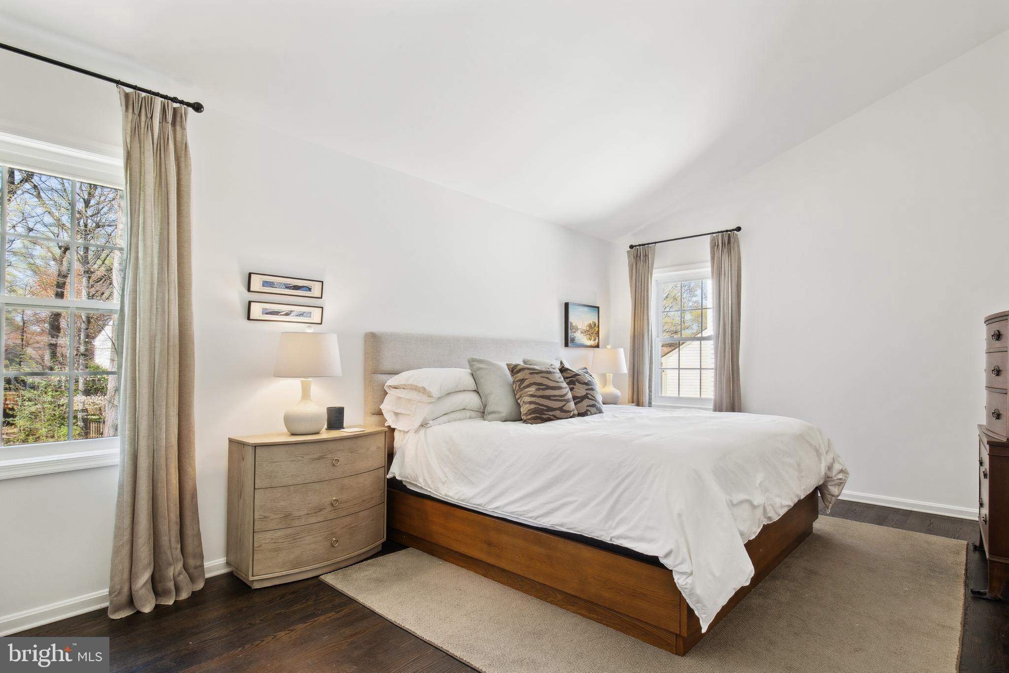 9210 Byron Ter