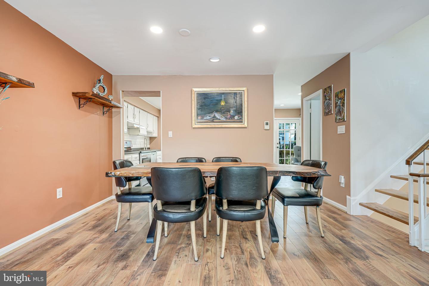 6151 Green Hollow Ct