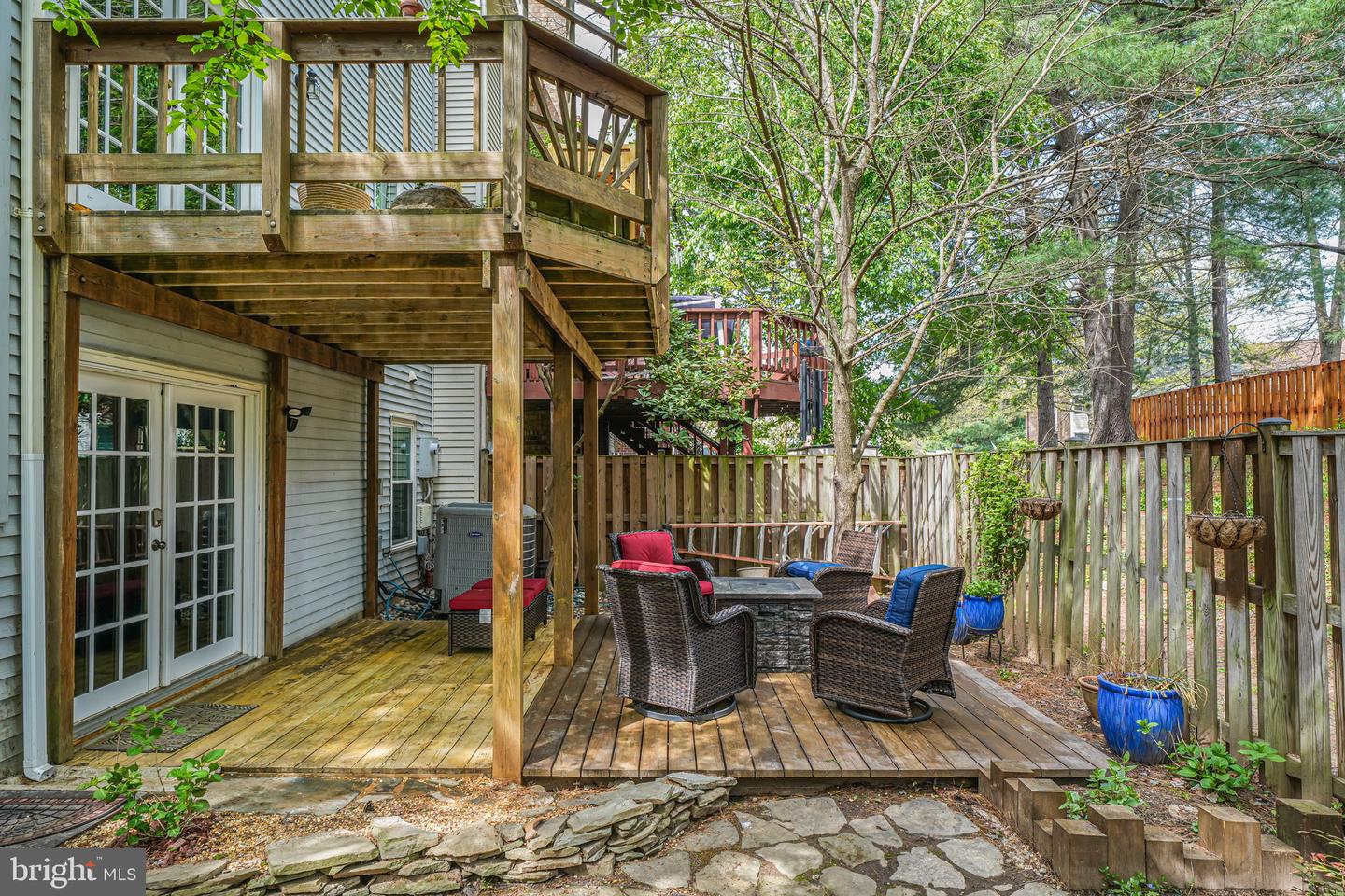 6151 Green Hollow Ct