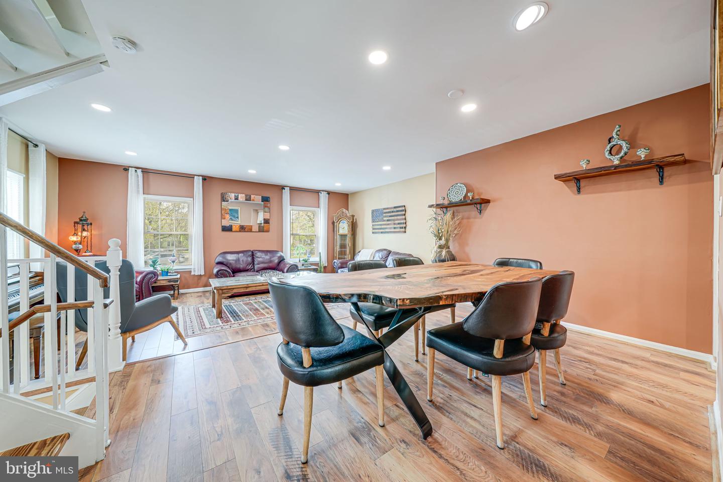 6151 Green Hollow Ct