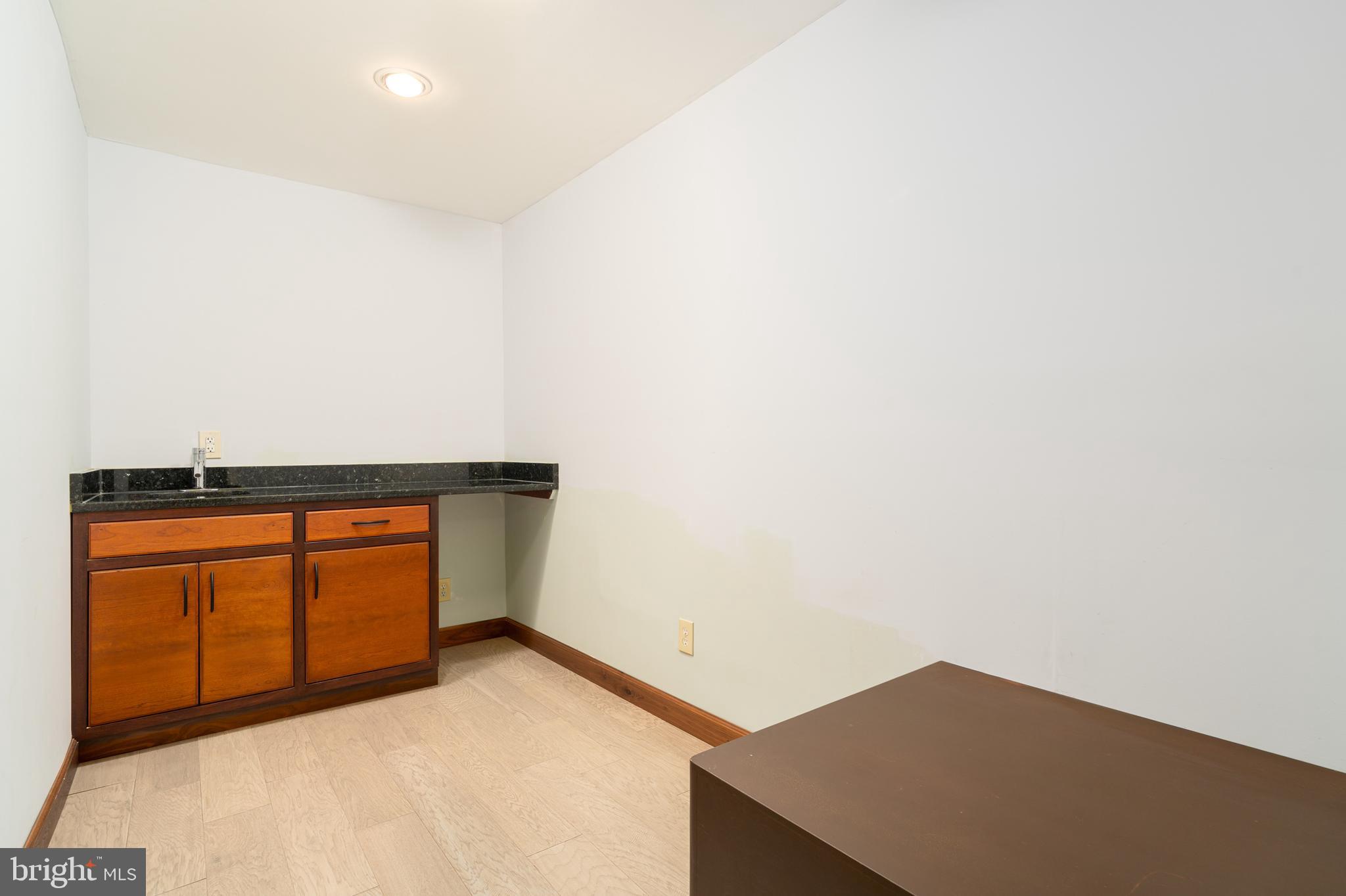 7683 Henry Knox Dr