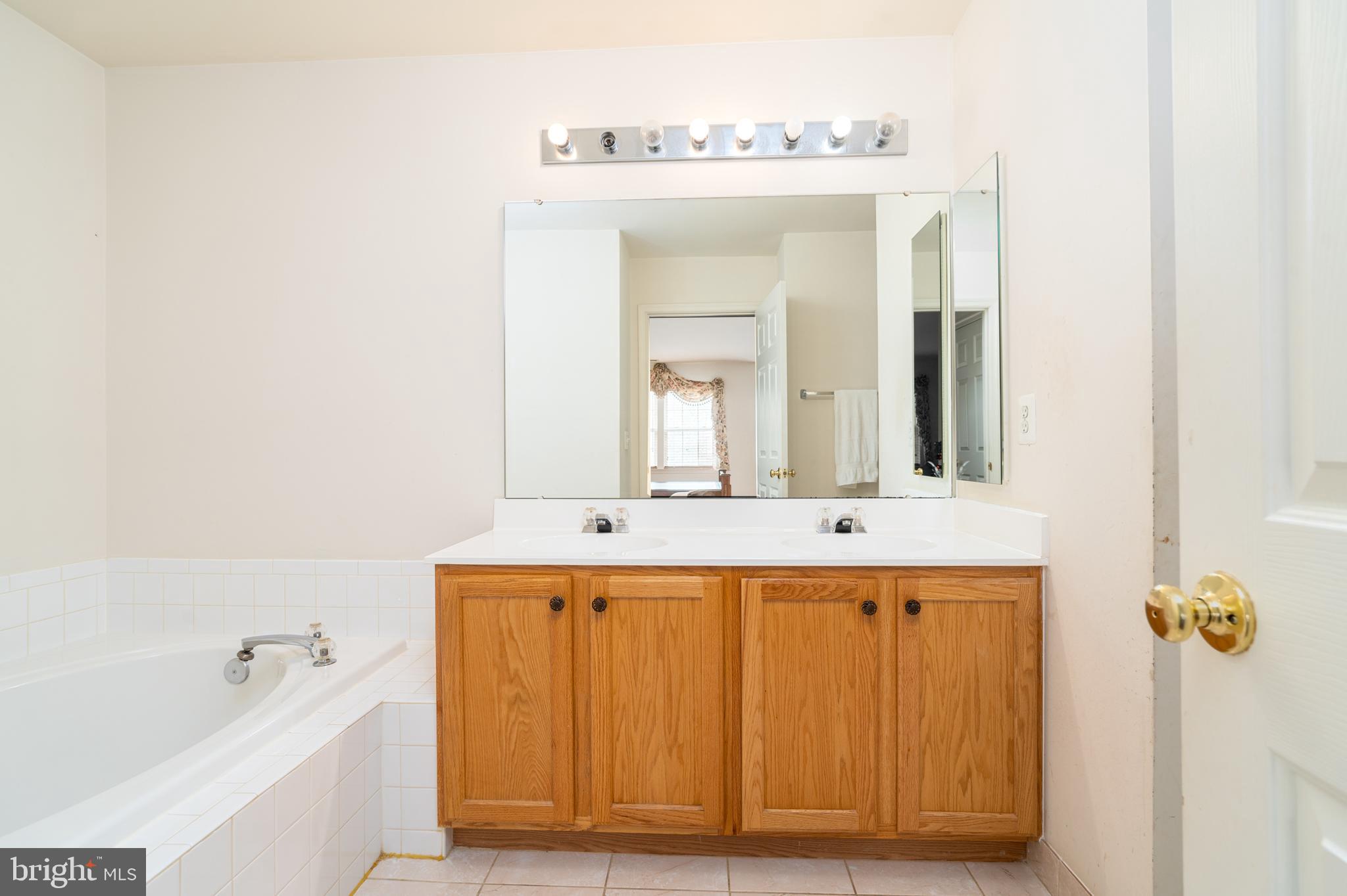 7683 Henry Knox Dr