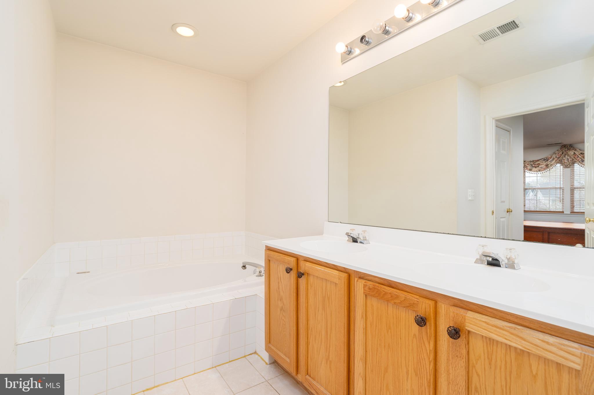 7683 Henry Knox Dr