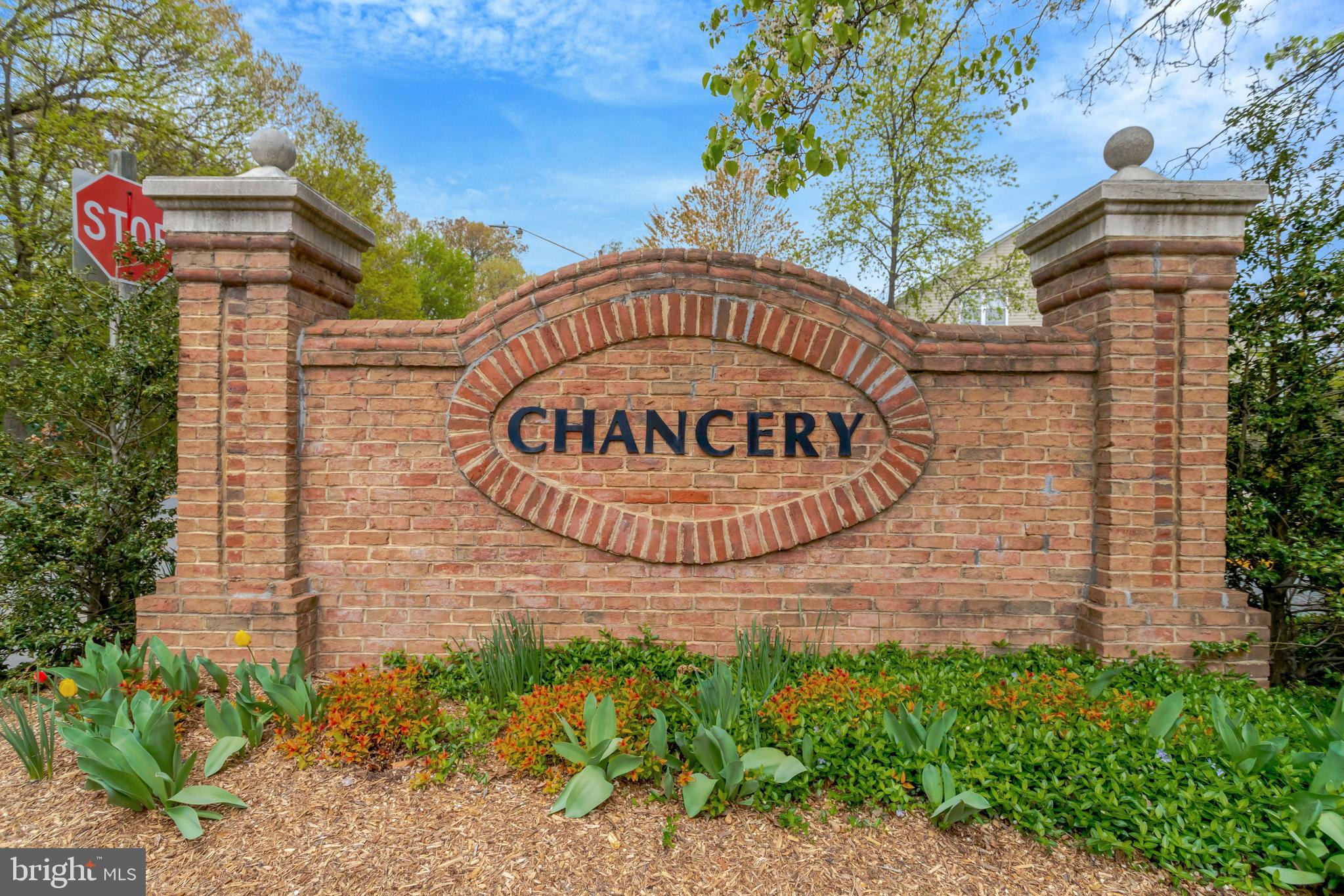 6553 Grange Ln #203