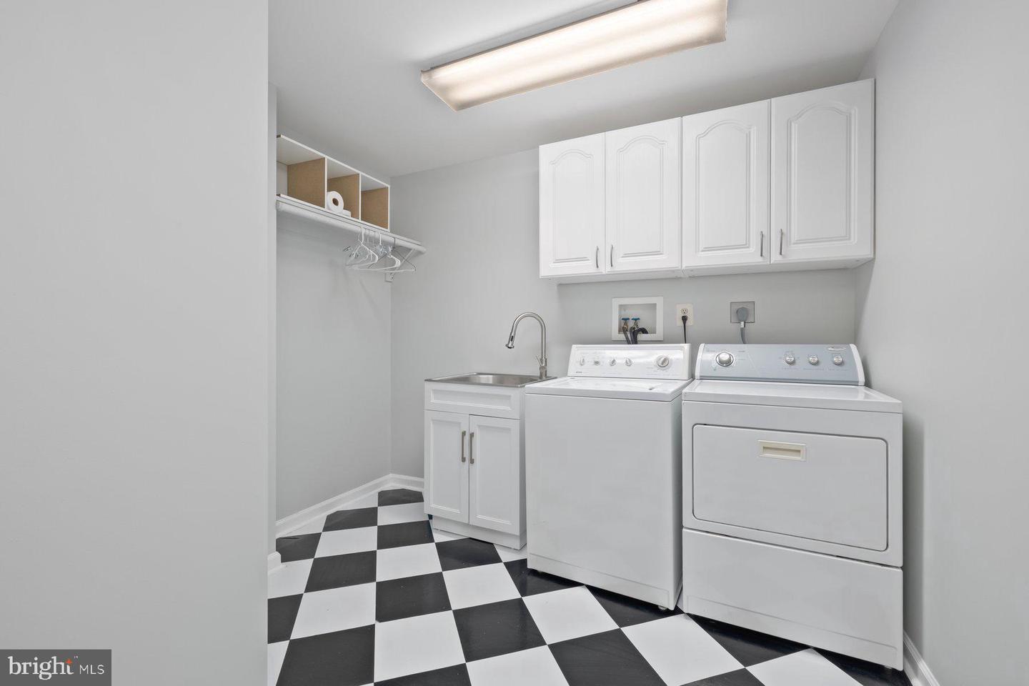 9123 Lakeland Valley Ct